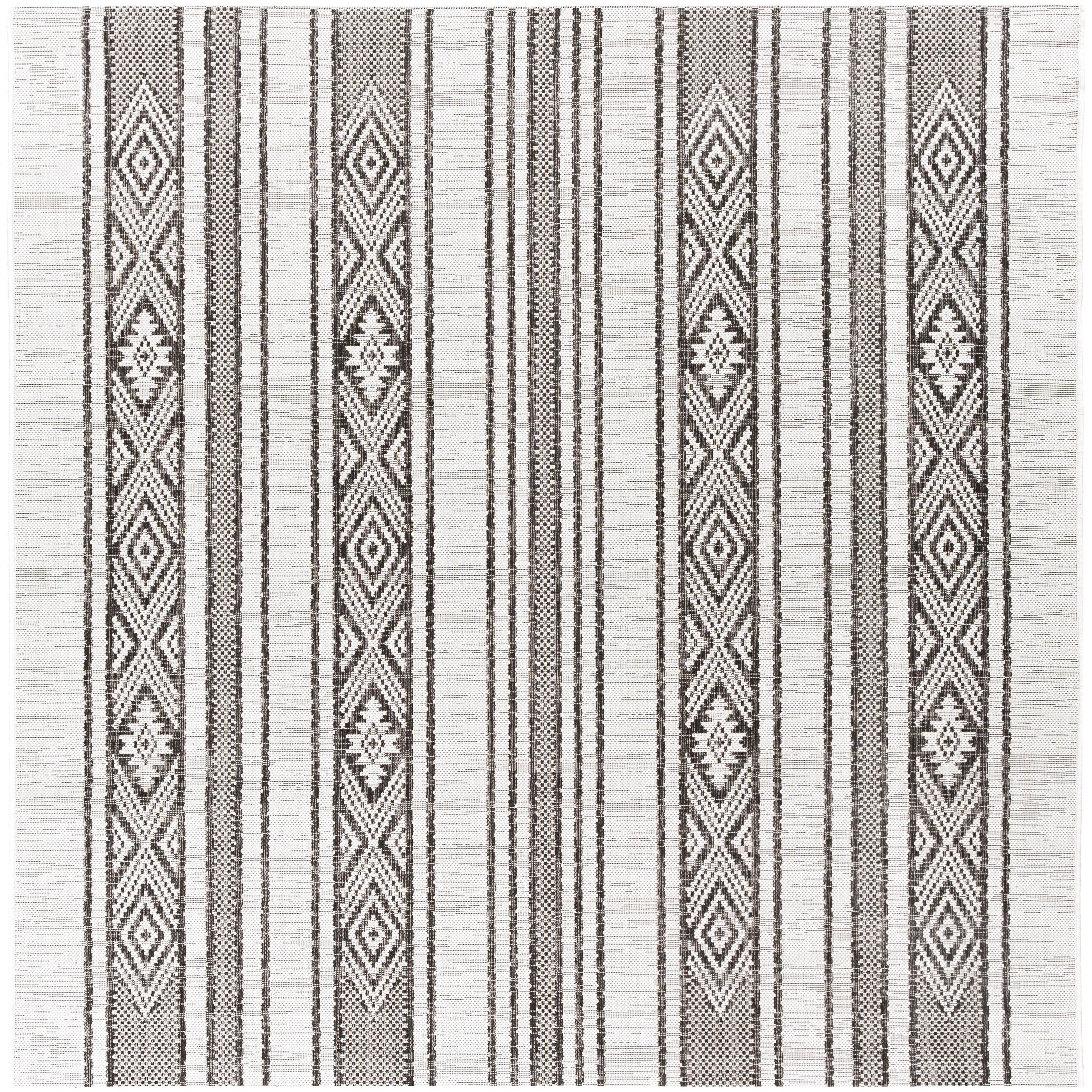 Livabliss Tansy Indoor/ Outdoor Nordic Stripe Area Rug