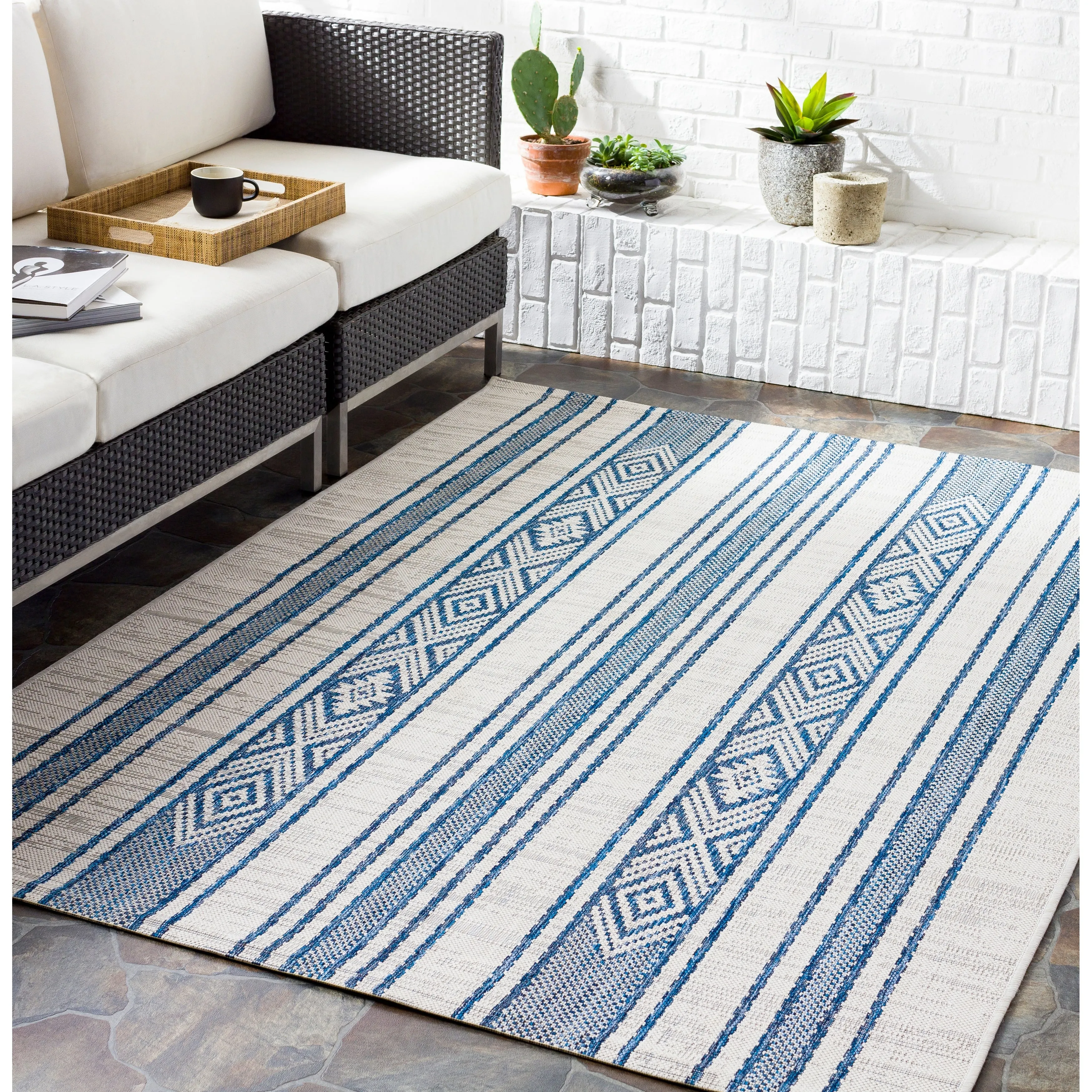 Livabliss Tansy Indoor/ Outdoor Nordic Stripe Area Rug