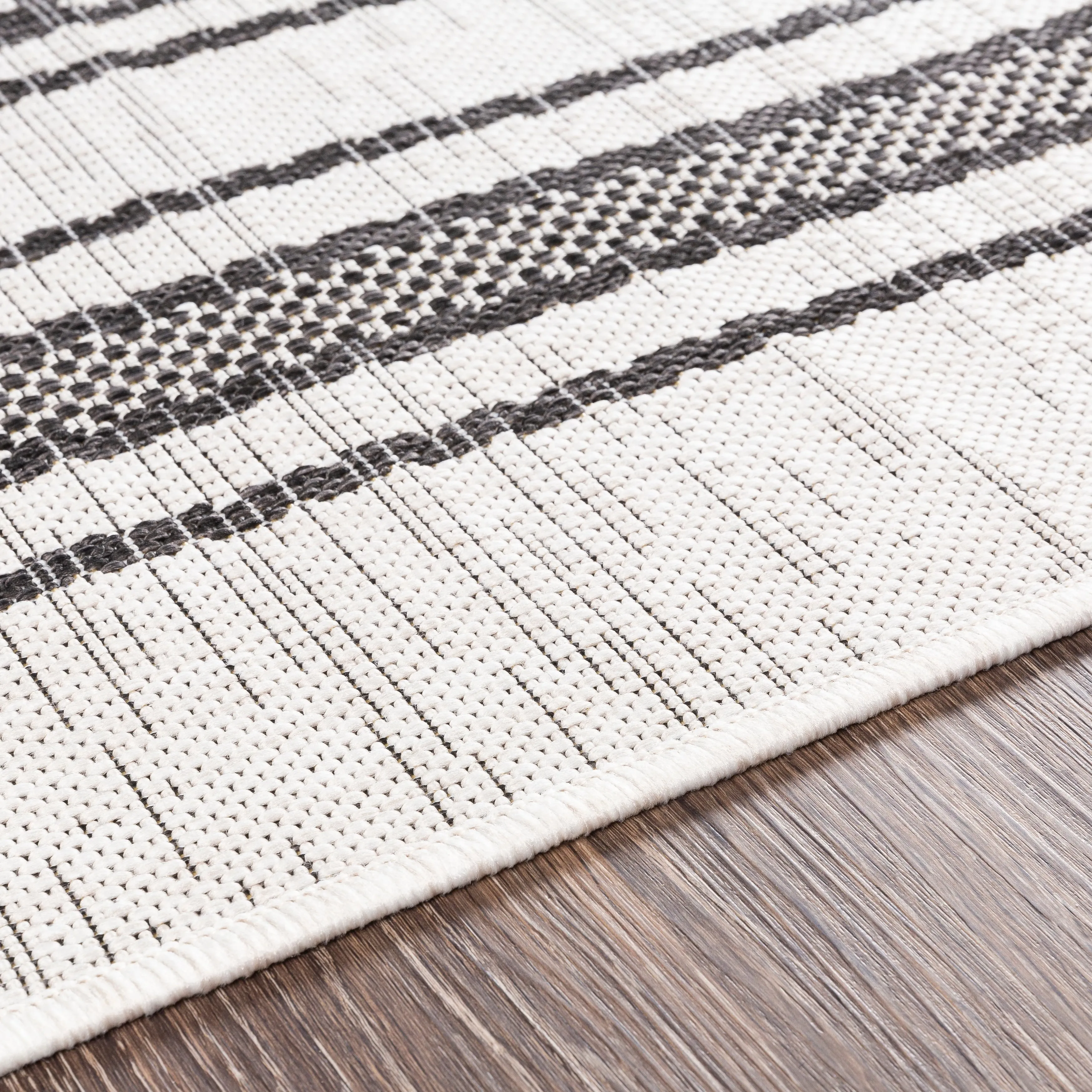 Livabliss Tansy Indoor/ Outdoor Nordic Stripe Area Rug