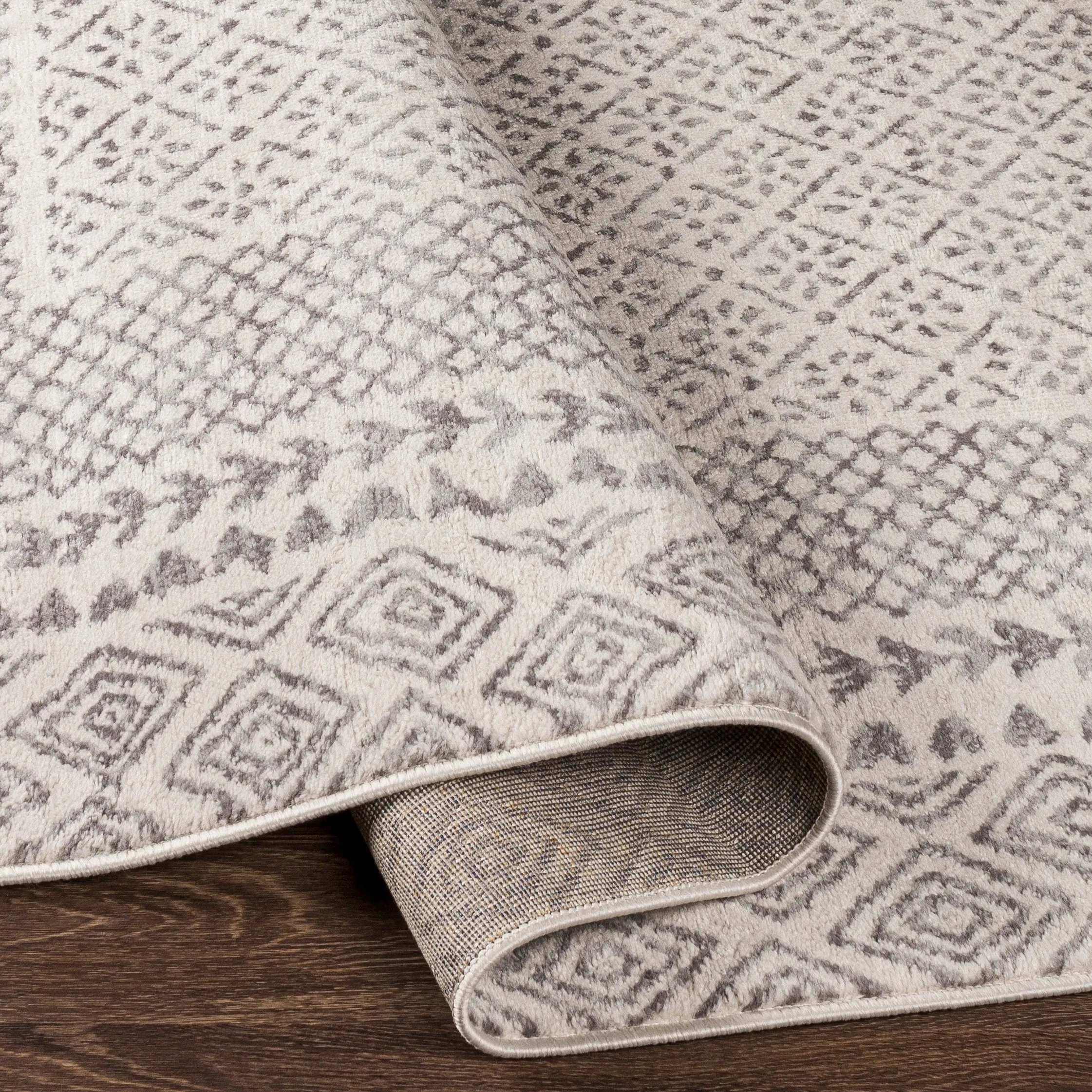 Livabliss Vanessa Tribal Border Area Rug