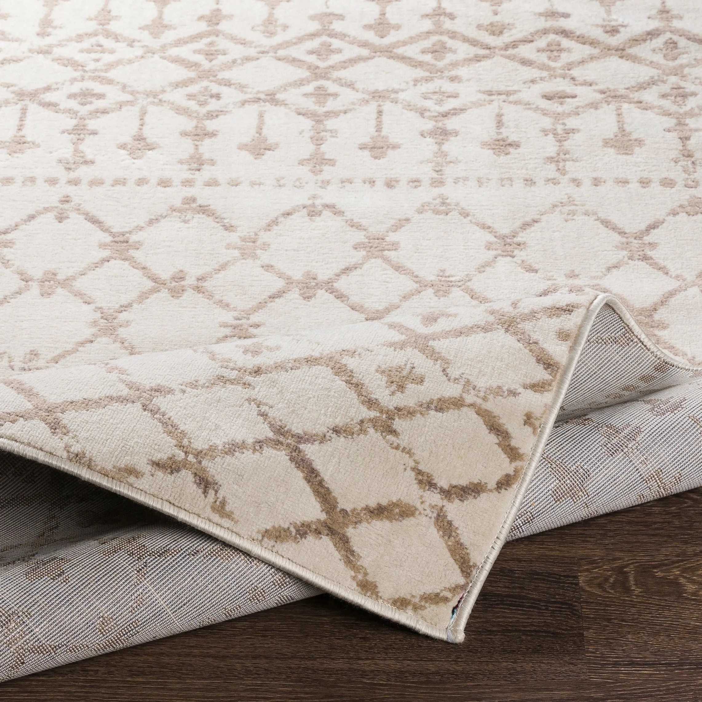 Livabliss Vanya Moroccan Diamond Area Rug