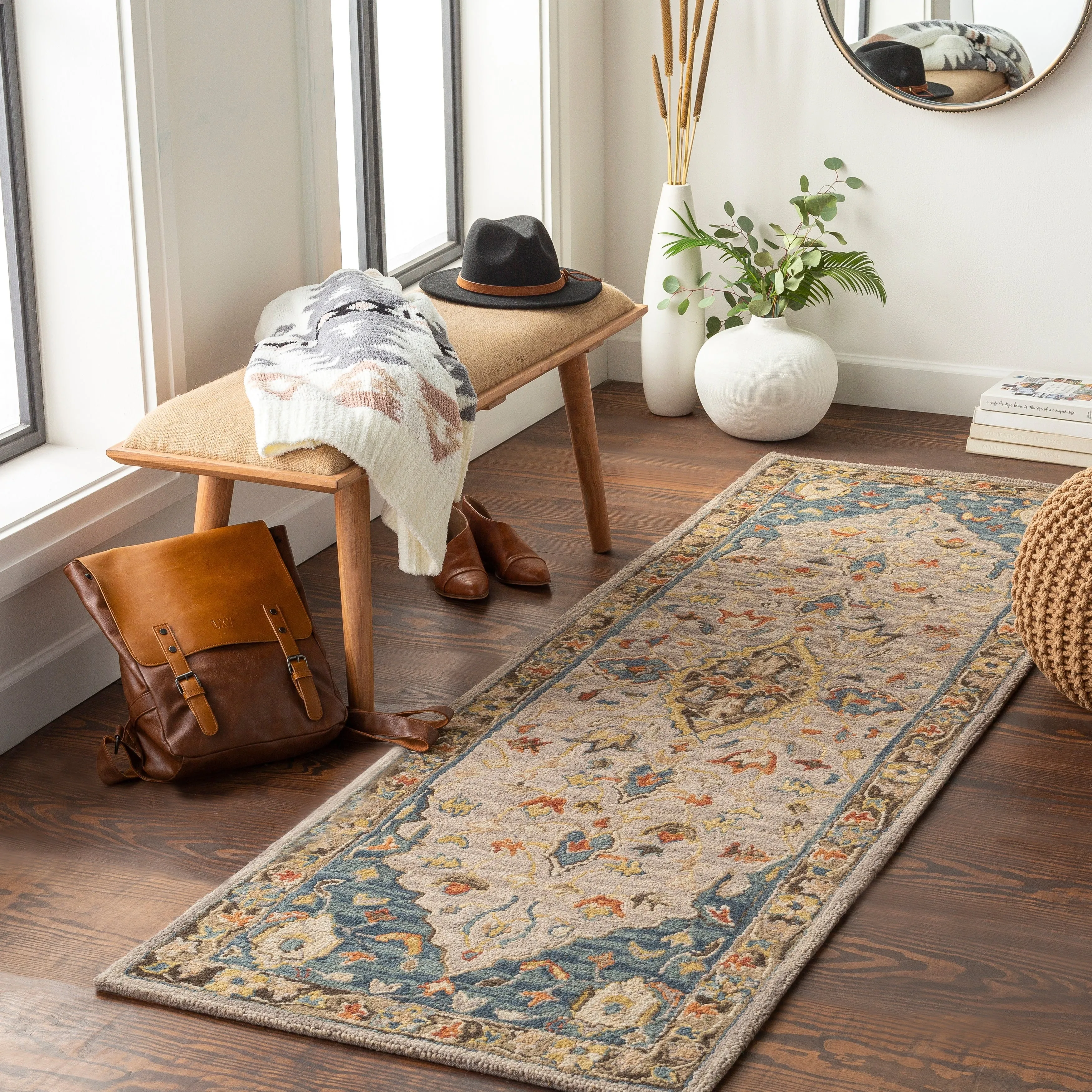 Livabliss Voorst Handmade Wool Medallion Area Rug