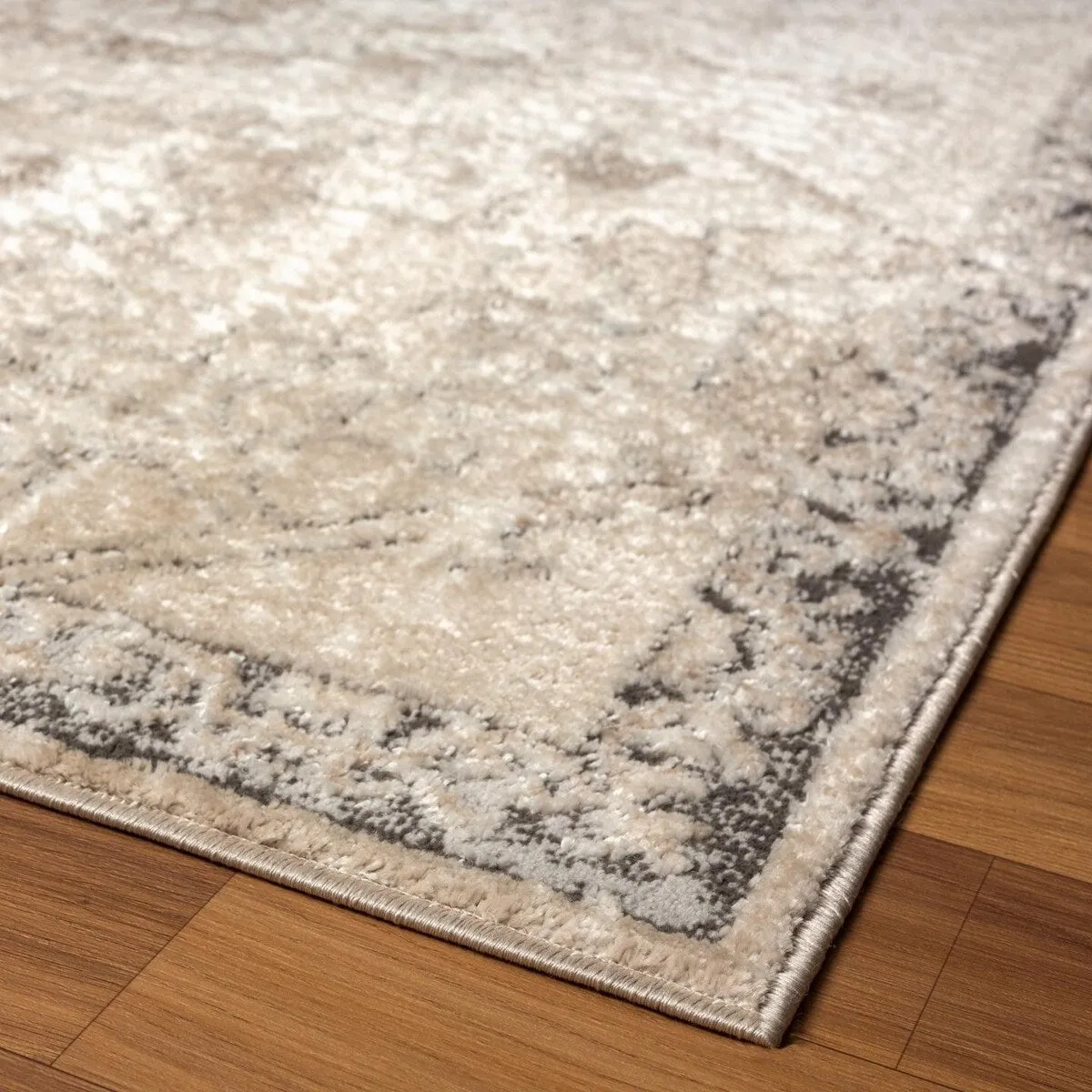 Luxe Weavers Oriental Floral Distressed Area Rug