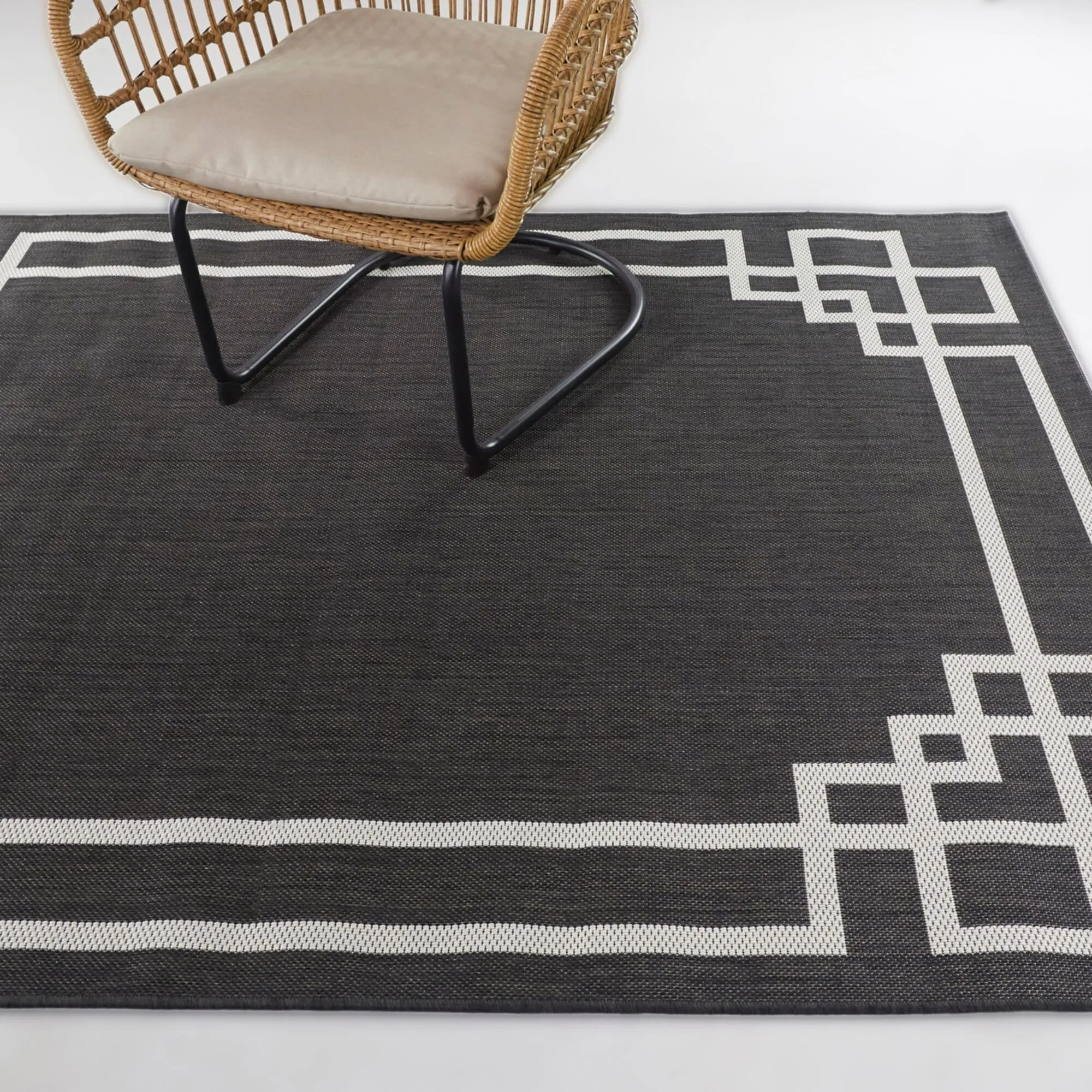 Lyra Art Deco Border Indoor/Outdoor Area Rug