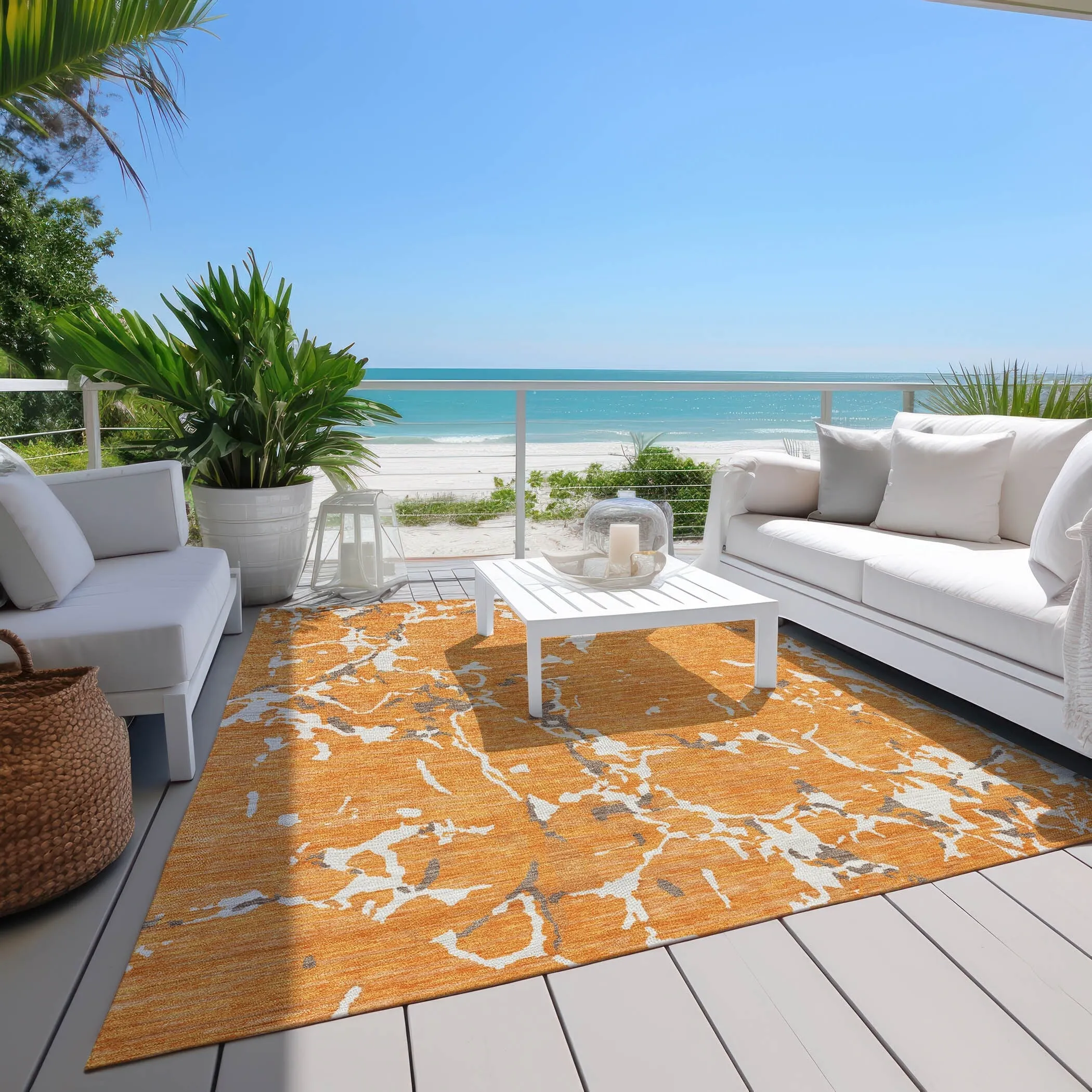 Machine Washable Indoor/ Outdoor Abstract Camo Chantille Rug