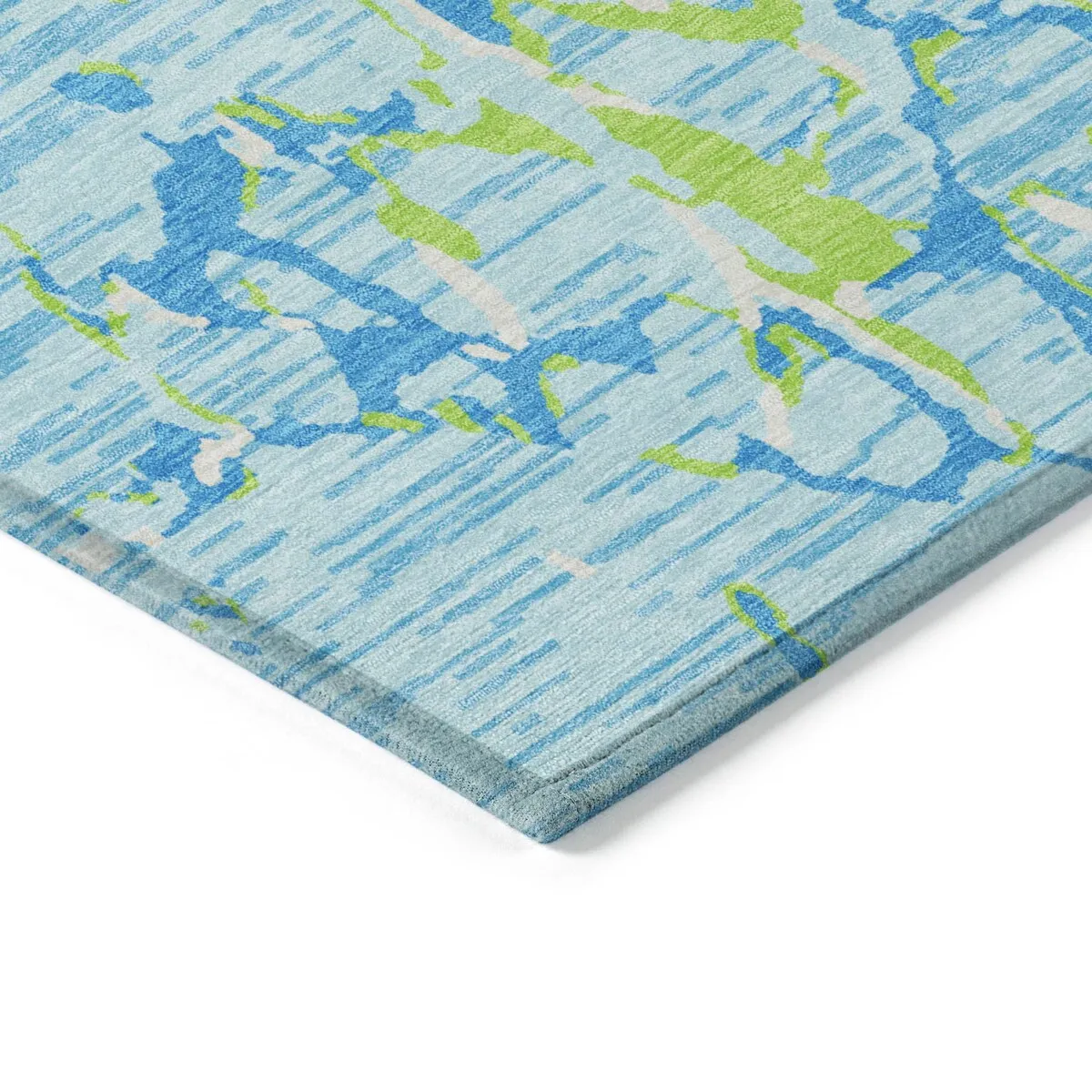 Machine Washable Indoor/ Outdoor Abstract Camo Chantille Rug