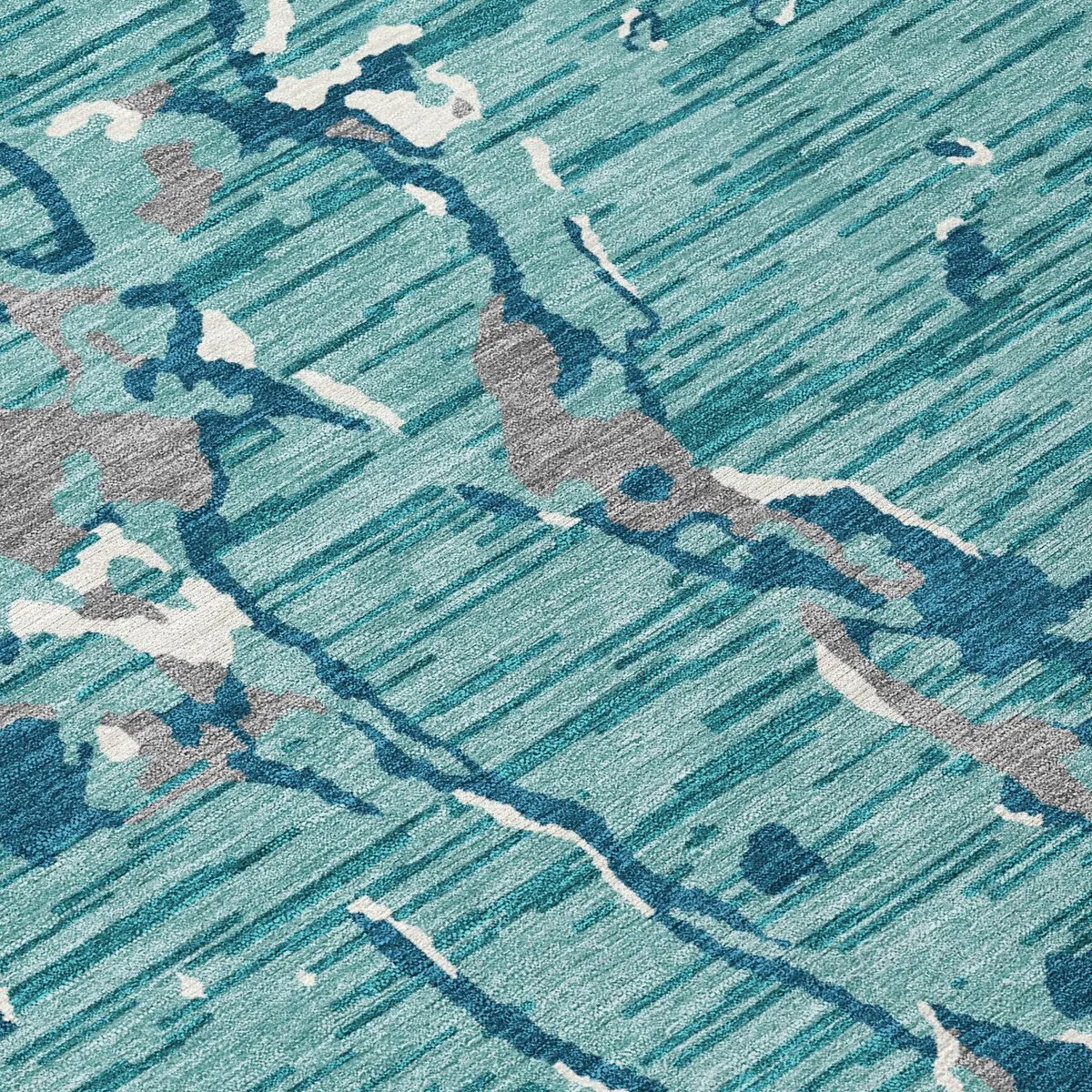Machine Washable Indoor/ Outdoor Abstract Camo Chantille Rug