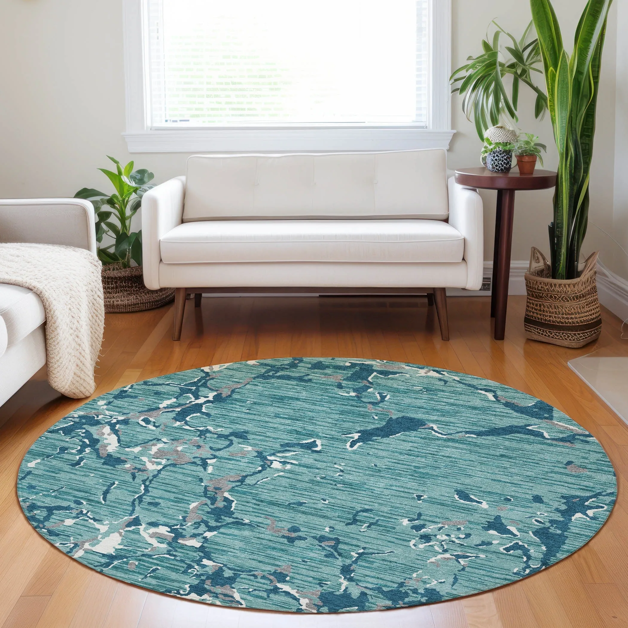 Machine Washable Indoor/ Outdoor Abstract Camo Chantille Rug