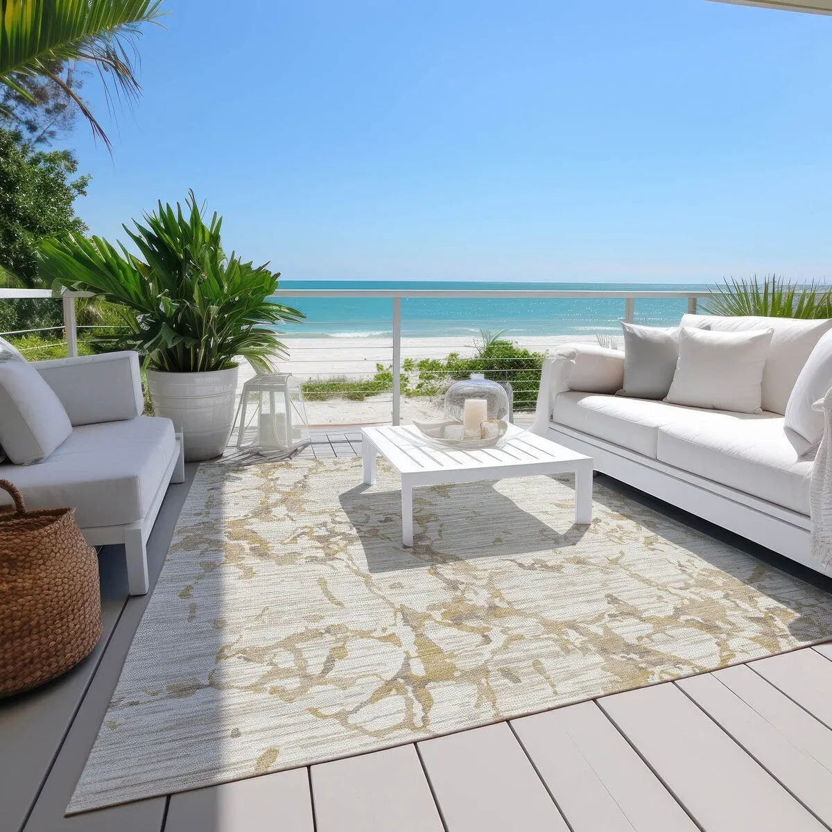 Machine Washable Indoor/ Outdoor Abstract Camo Chantille Rug