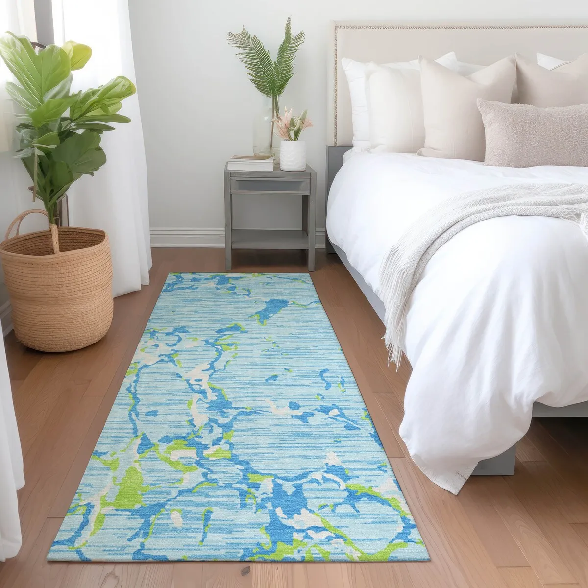 Machine Washable Indoor/ Outdoor Abstract Camo Chantille Rug
