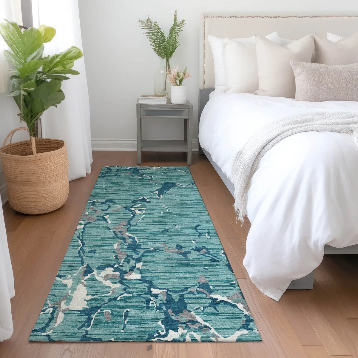 Machine Washable Indoor/ Outdoor Abstract Camo Chantille Rug