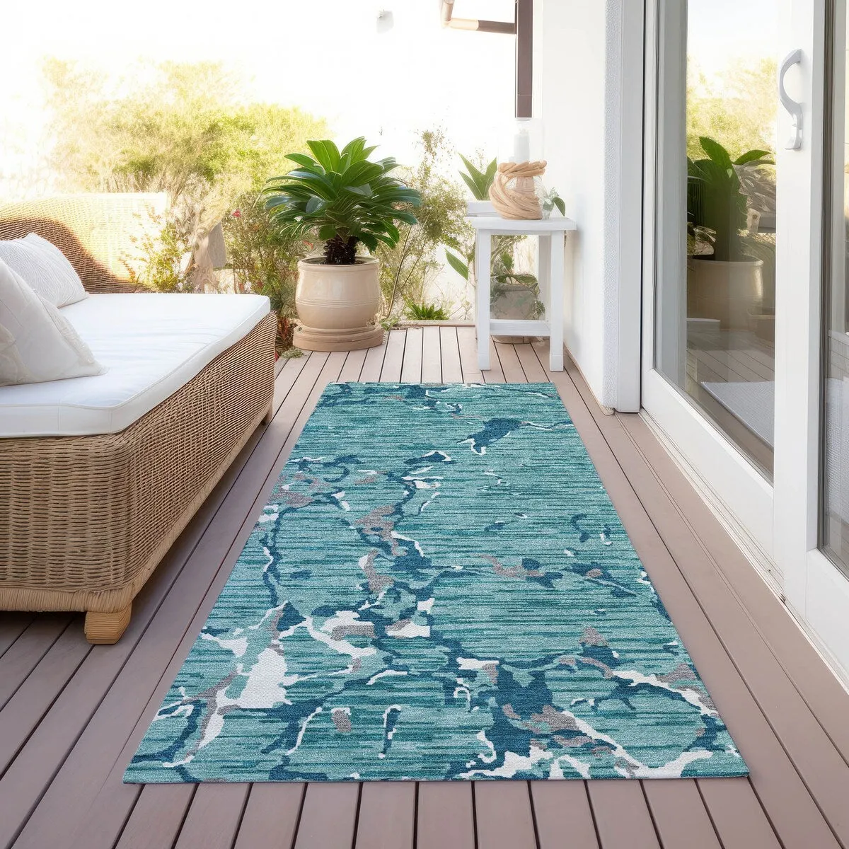 Machine Washable Indoor/ Outdoor Abstract Camo Chantille Rug