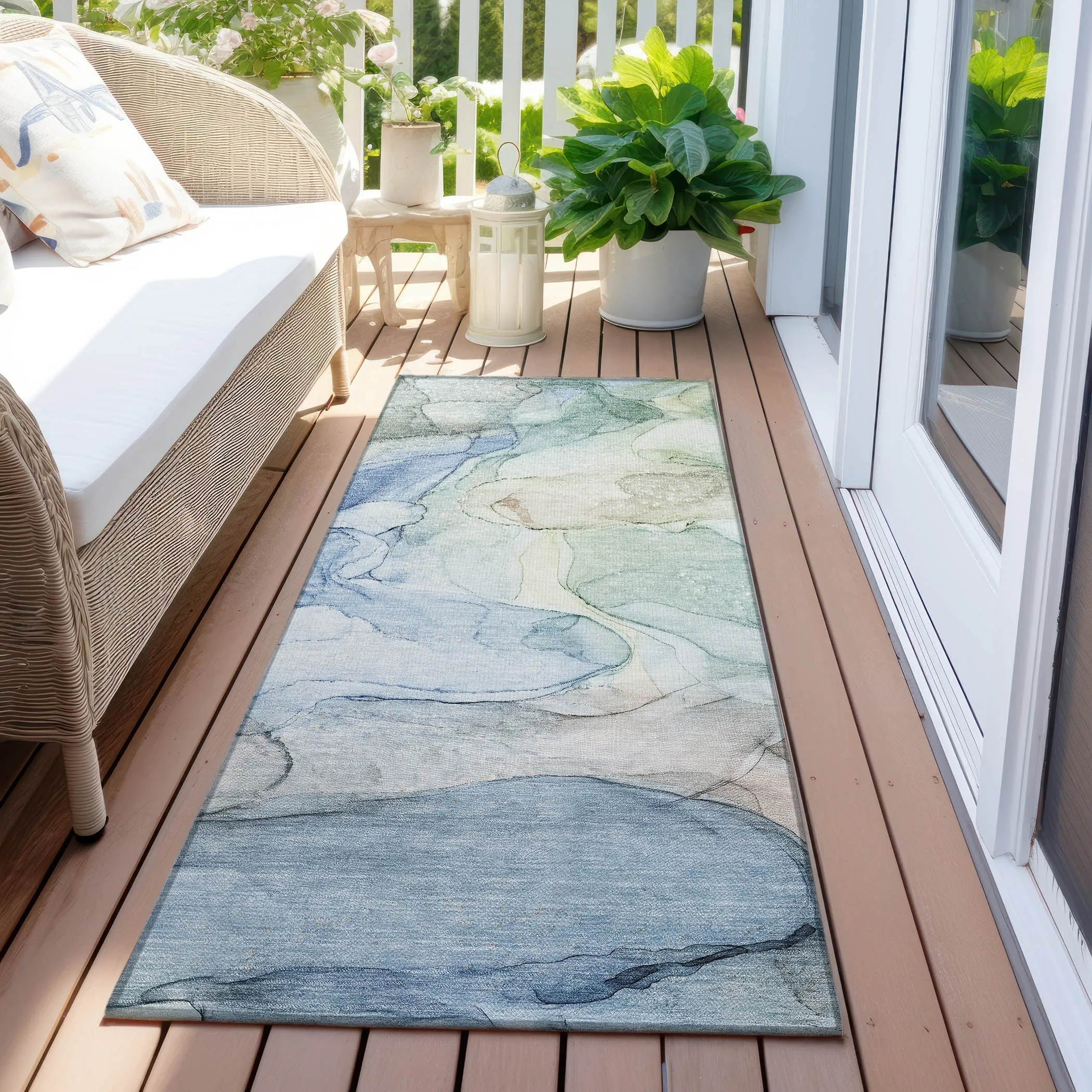 Machine Washable Indoor/ Outdoor Abstract Chantille Rug