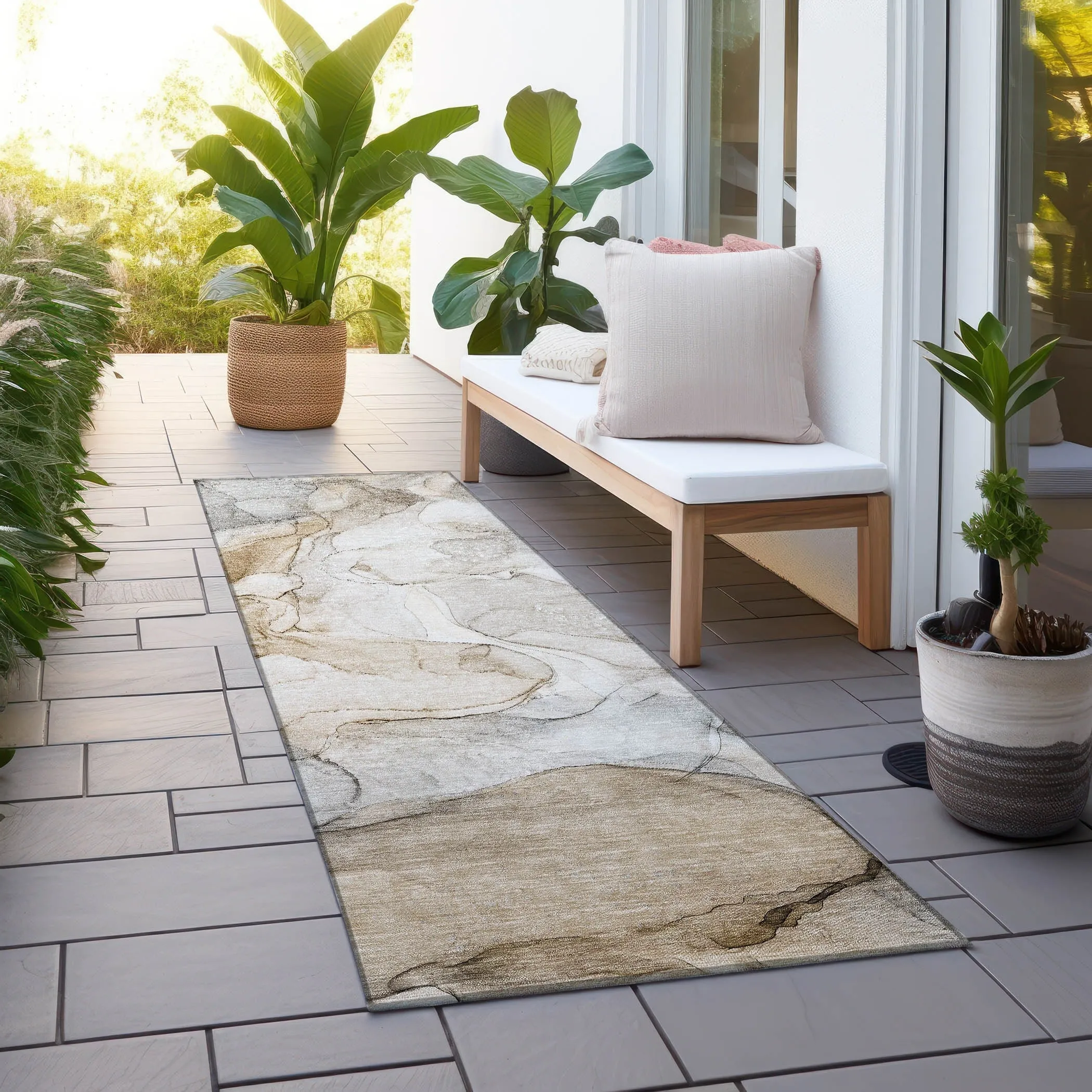 Machine Washable Indoor/ Outdoor Abstract Chantille Rug