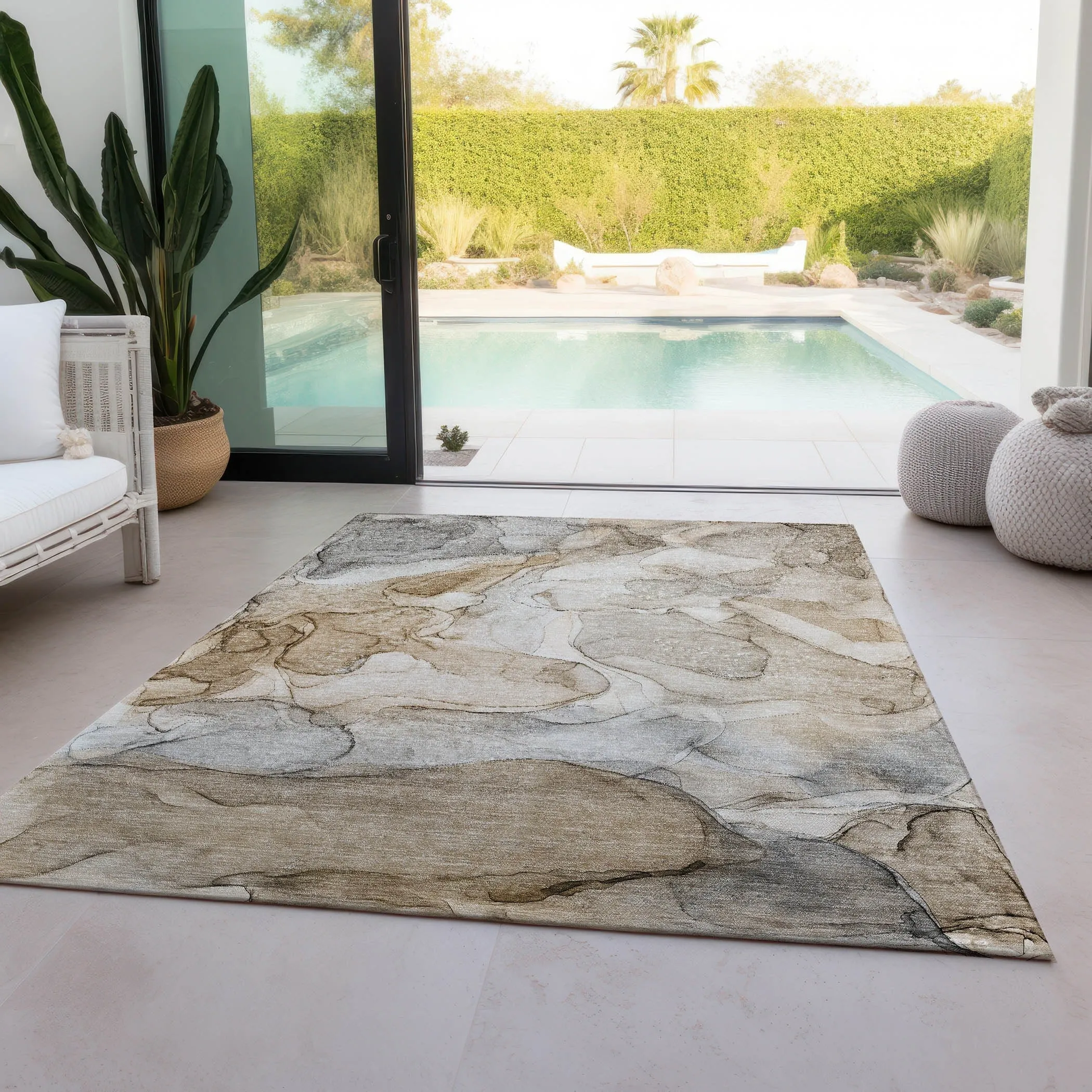 Machine Washable Indoor/ Outdoor Abstract Chantille Rug