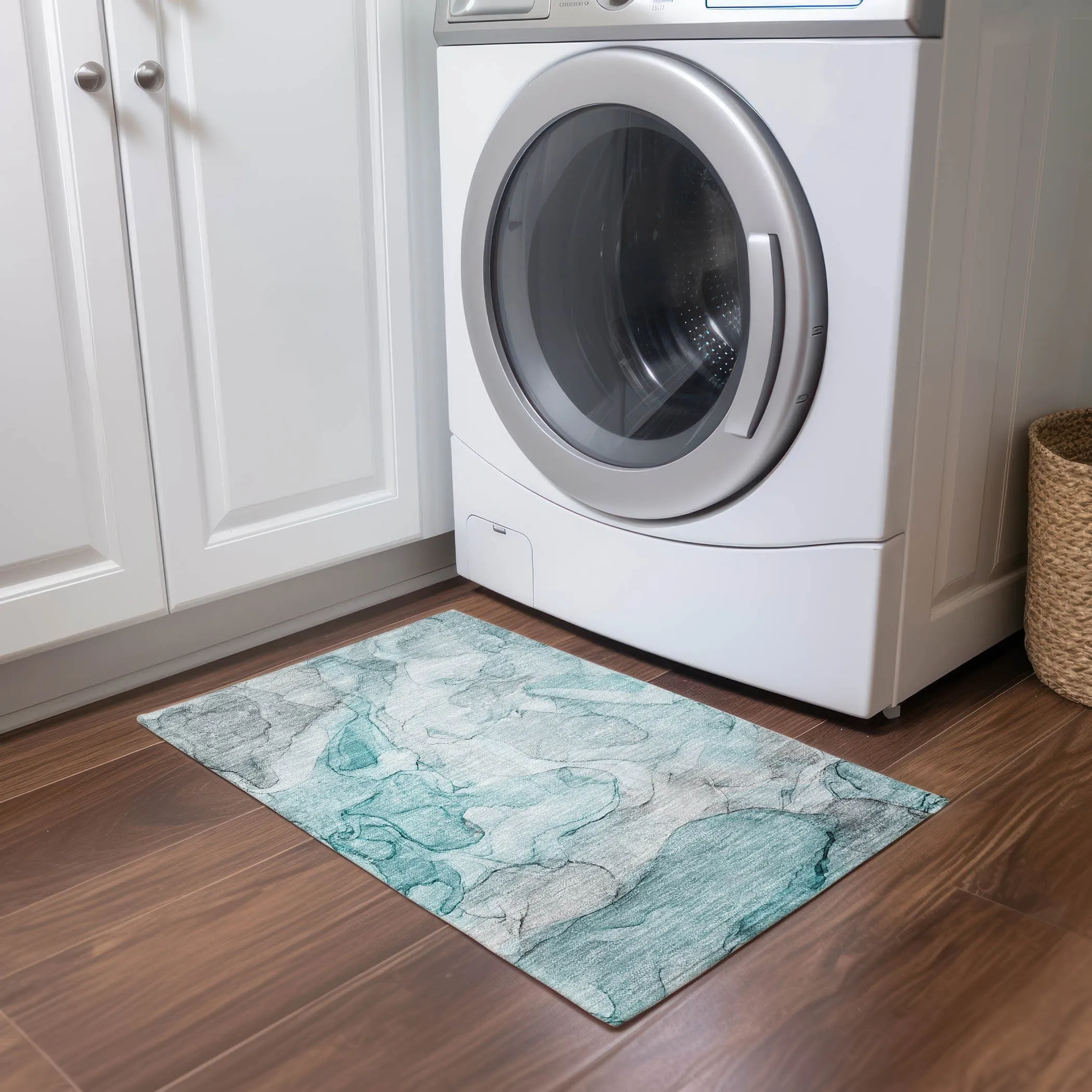 Machine Washable Indoor/ Outdoor Abstract Chantille Rug