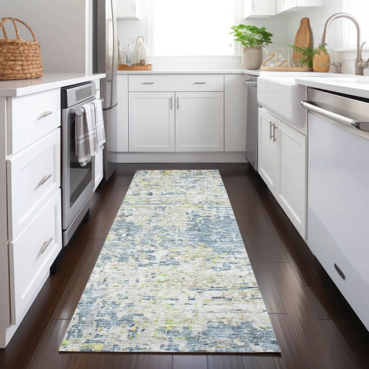 Machine Washable Indoor/ Outdoor Abstract Modern Chantille Rug