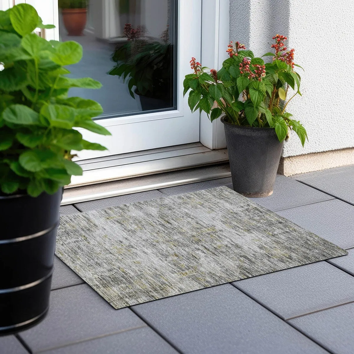 Machine Washable Indoor/ Outdoor Abstract Modern Chantille Rug