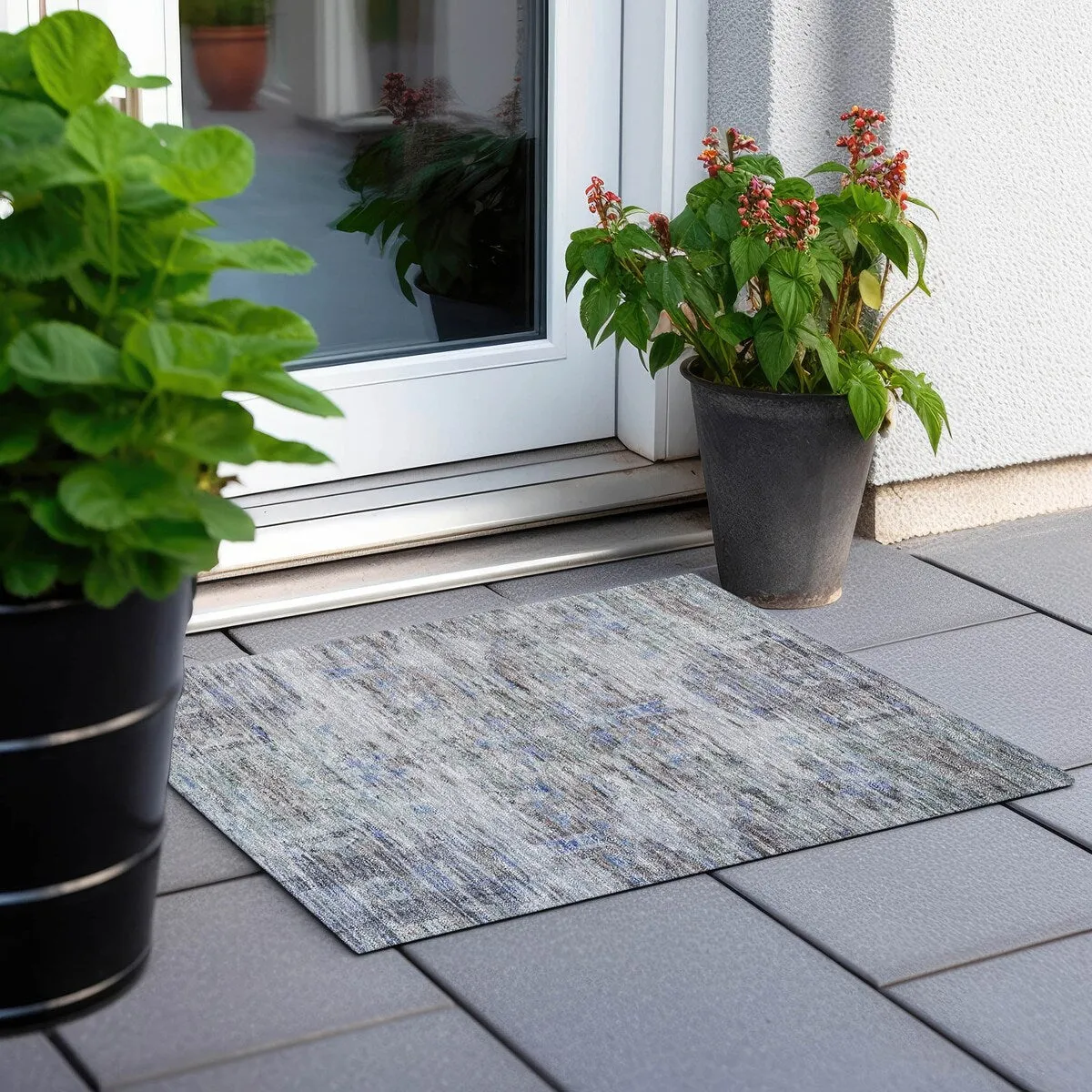 Machine Washable Indoor/ Outdoor Abstract Modern Chantille Rug