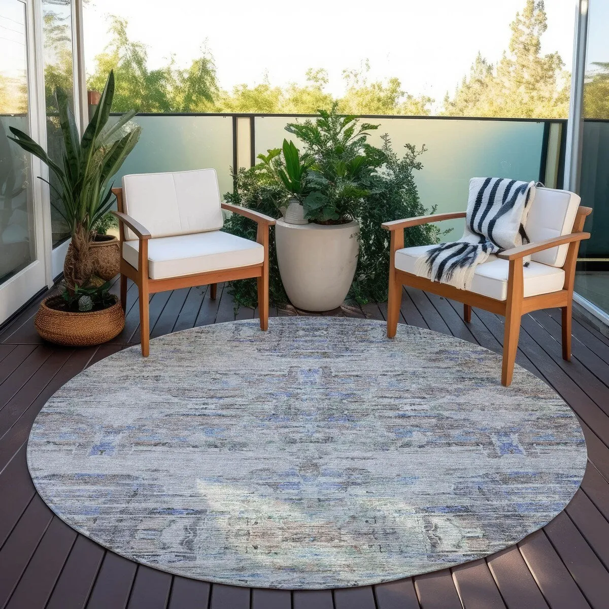 Machine Washable Indoor/ Outdoor Abstract Modern Chantille Rug