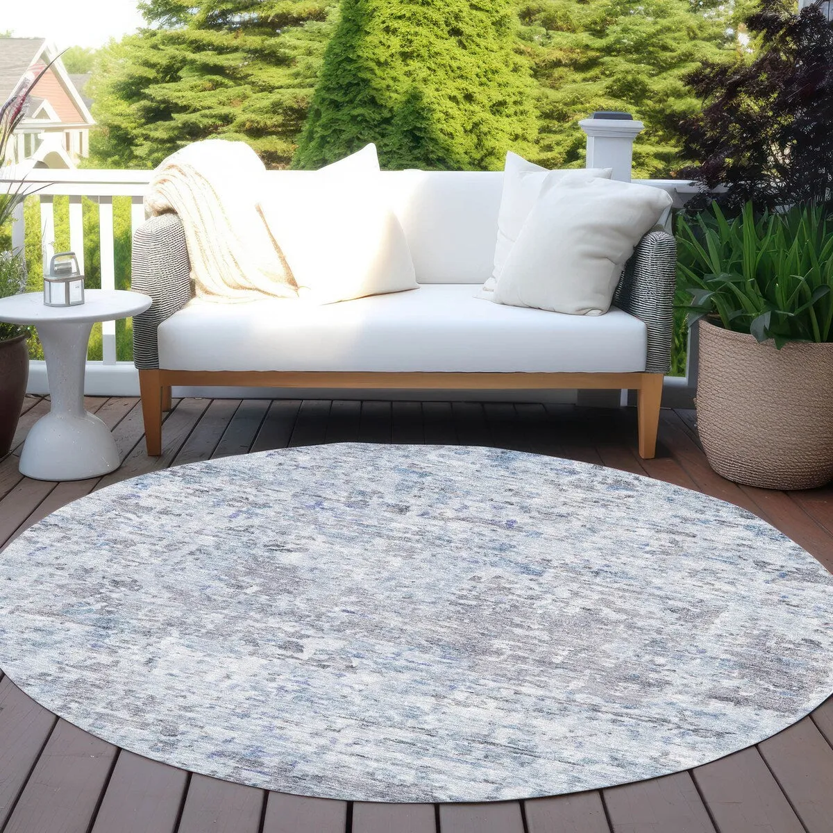Machine Washable Indoor/ Outdoor Abstract Modern Chantille Rug
