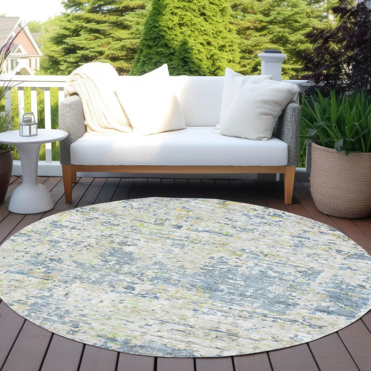 Machine Washable Indoor/ Outdoor Abstract Modern Chantille Rug
