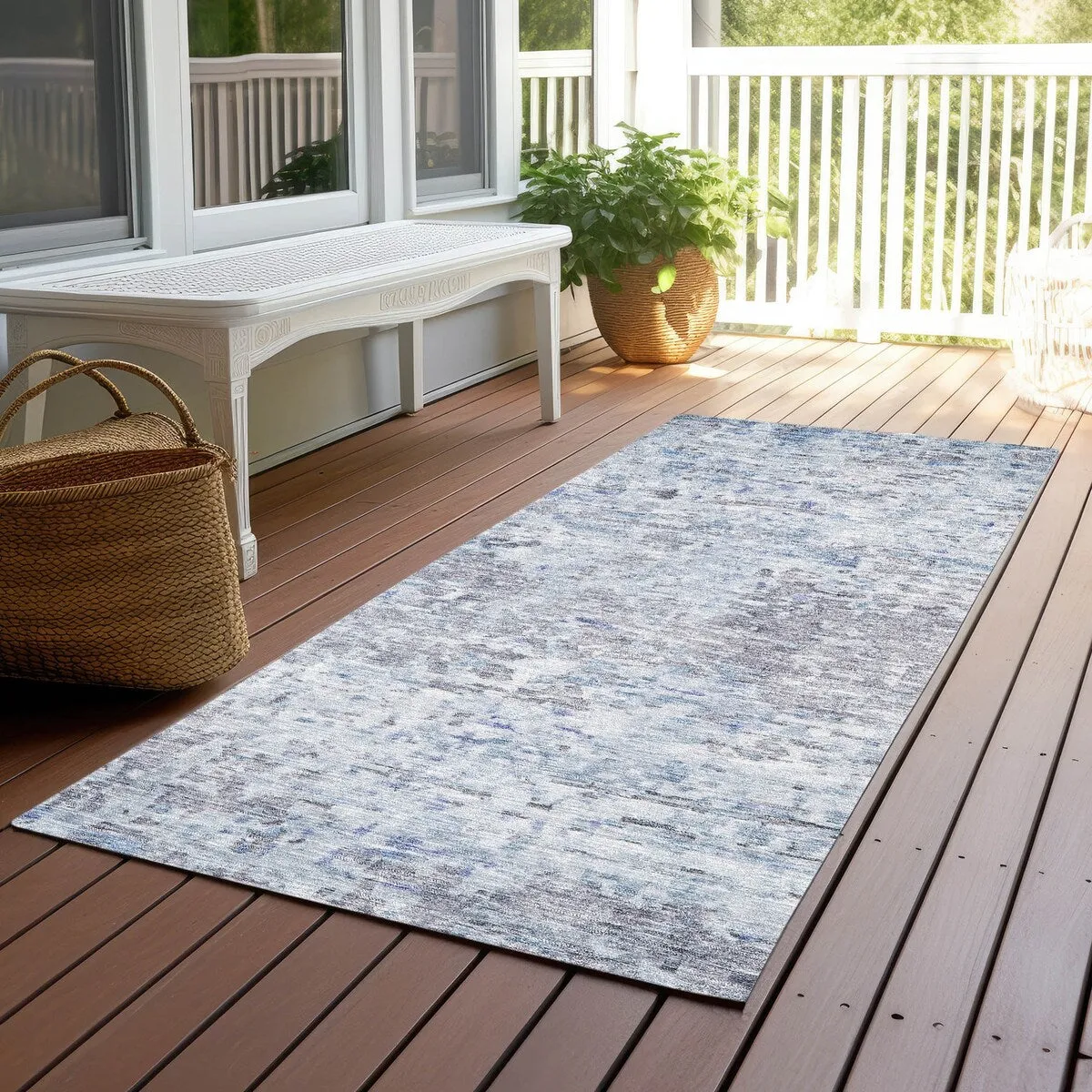 Machine Washable Indoor/ Outdoor Abstract Modern Chantille Rug