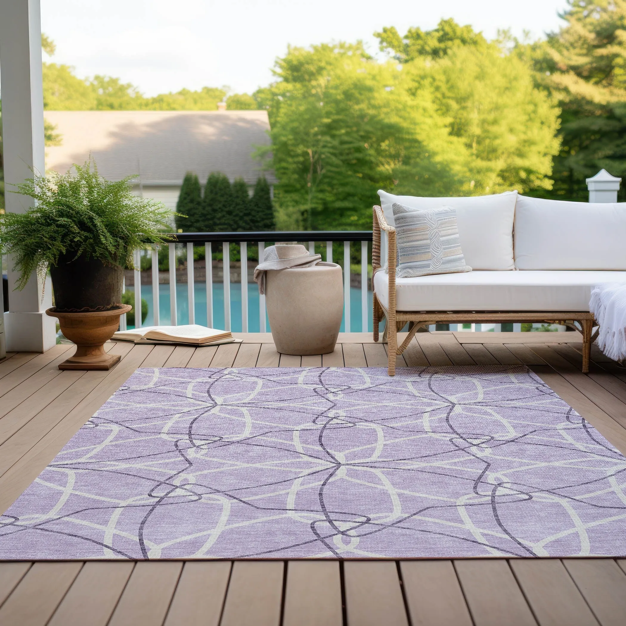 Machine Washable Indoor/ Outdoor Abstract Prism Chantille Rug