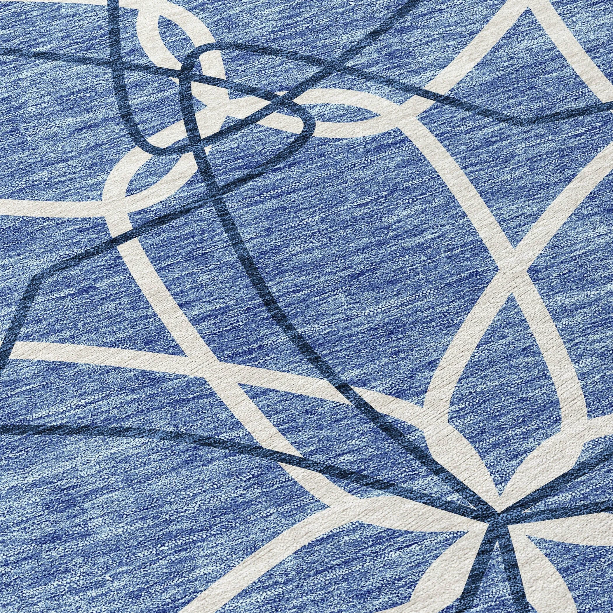 Machine Washable Indoor/ Outdoor Abstract Prism Chantille Rug