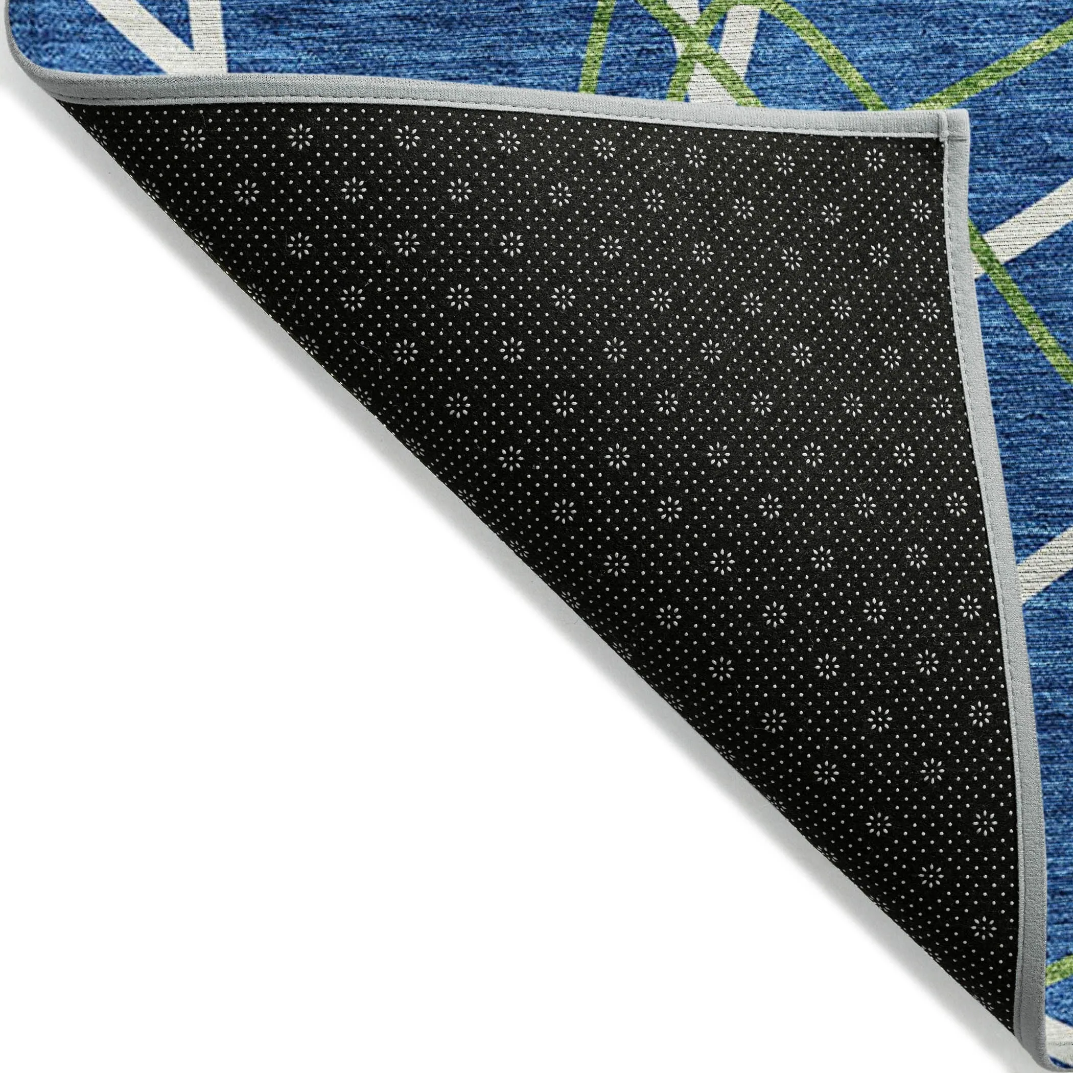 Machine Washable Indoor/ Outdoor Abstract Prism Chantille Rug