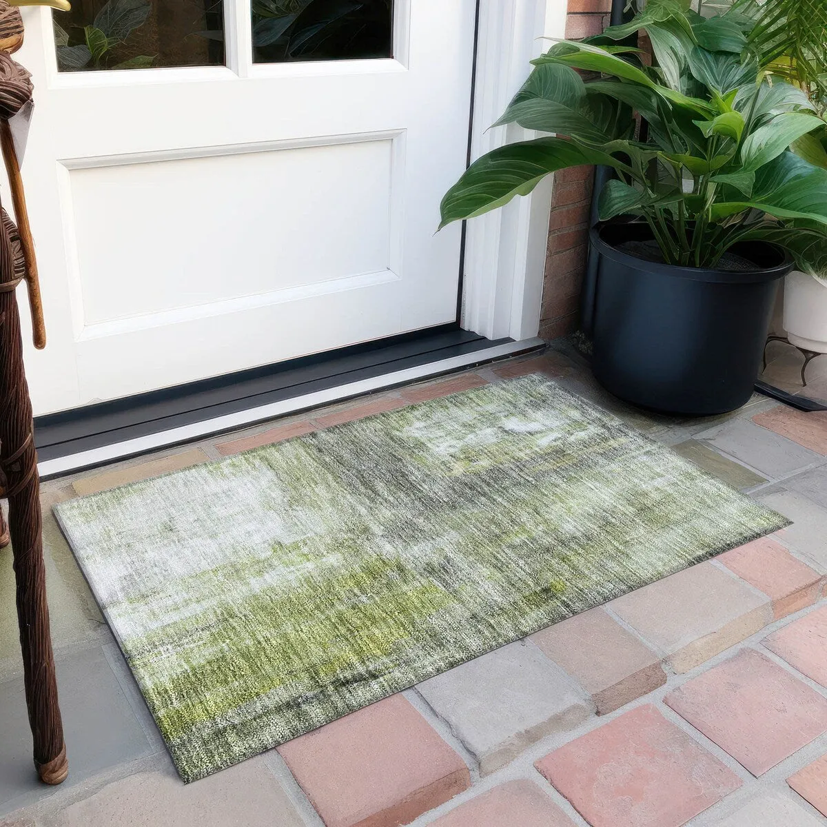 Machine Washable Indoor/ Outdoor Abstract Watercolor Chantille Rug