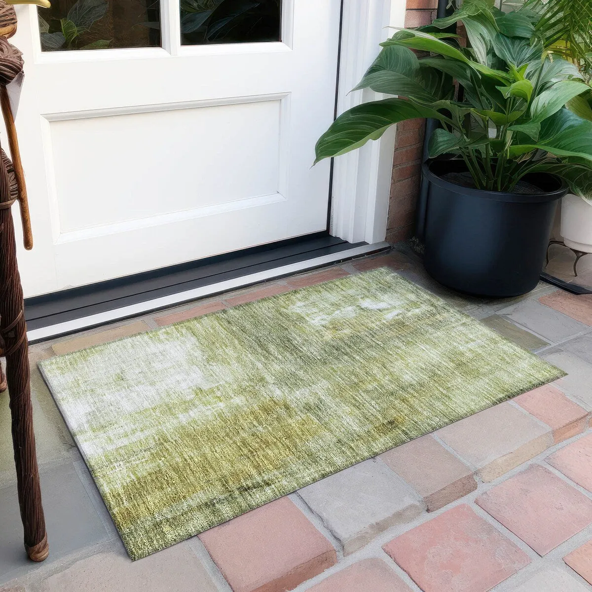 Machine Washable Indoor/ Outdoor Abstract Watercolor Chantille Rug