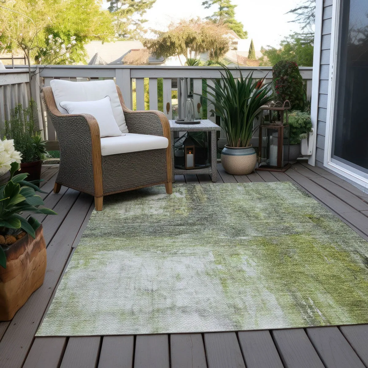 Machine Washable Indoor/ Outdoor Abstract Watercolor Chantille Rug
