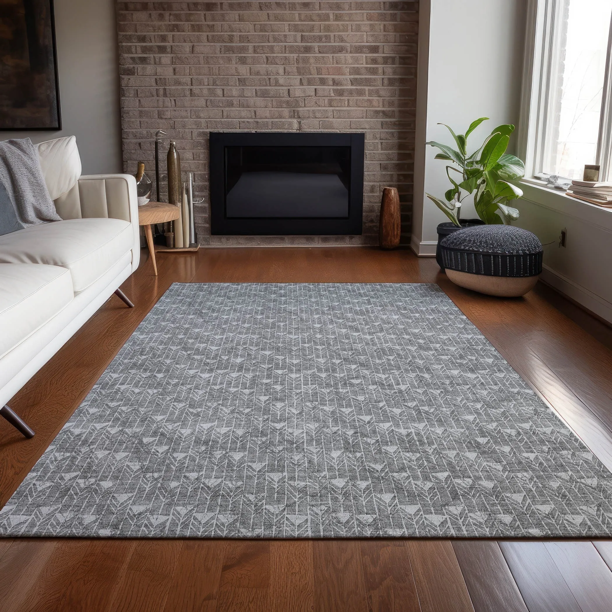 Machine Washable Indoor/ Outdoor Arrows Chantille Rug