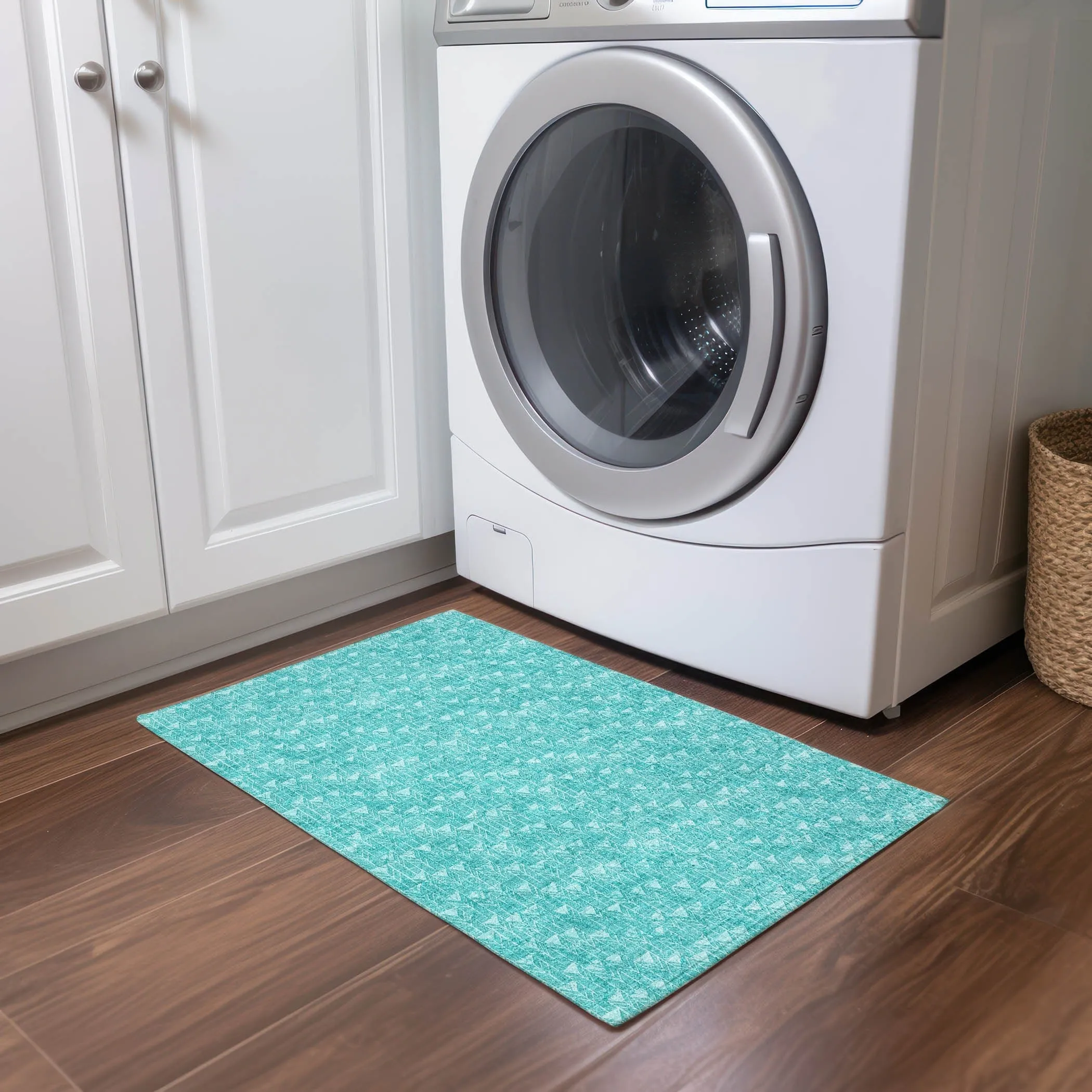 Machine Washable Indoor/ Outdoor Arrows Chantille Rug