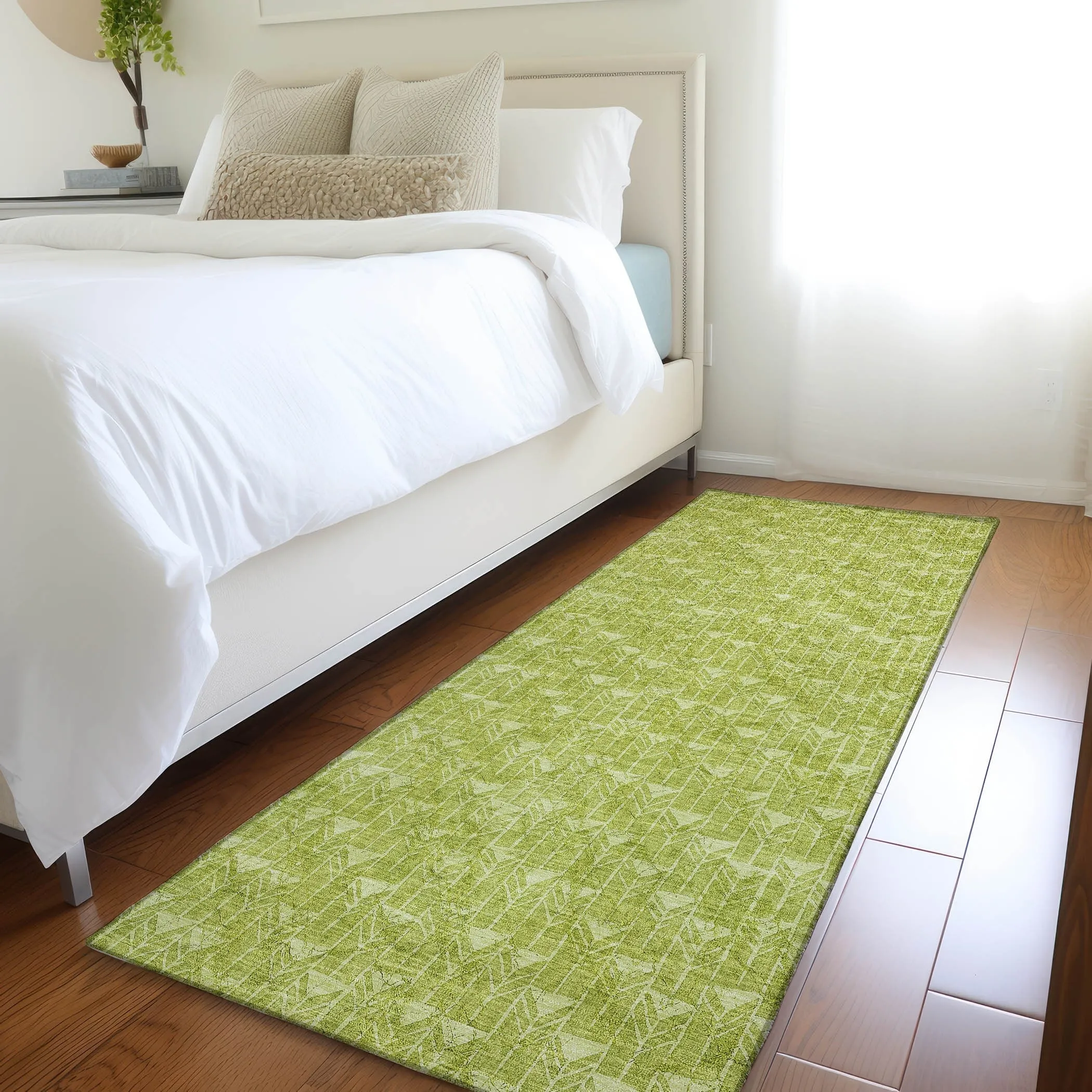 Machine Washable Indoor/ Outdoor Arrows Chantille Rug