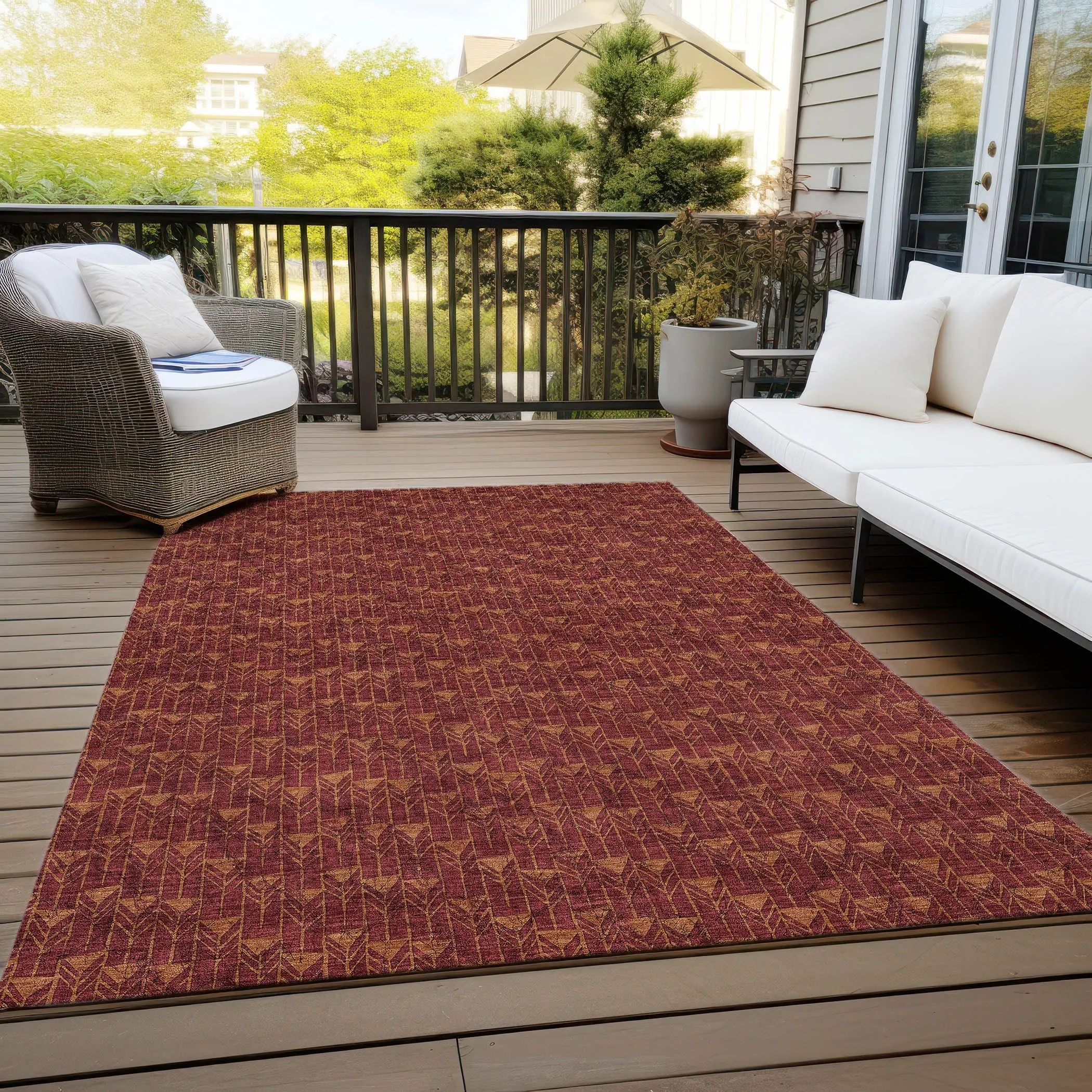 Machine Washable Indoor/ Outdoor Arrows Chantille Rug