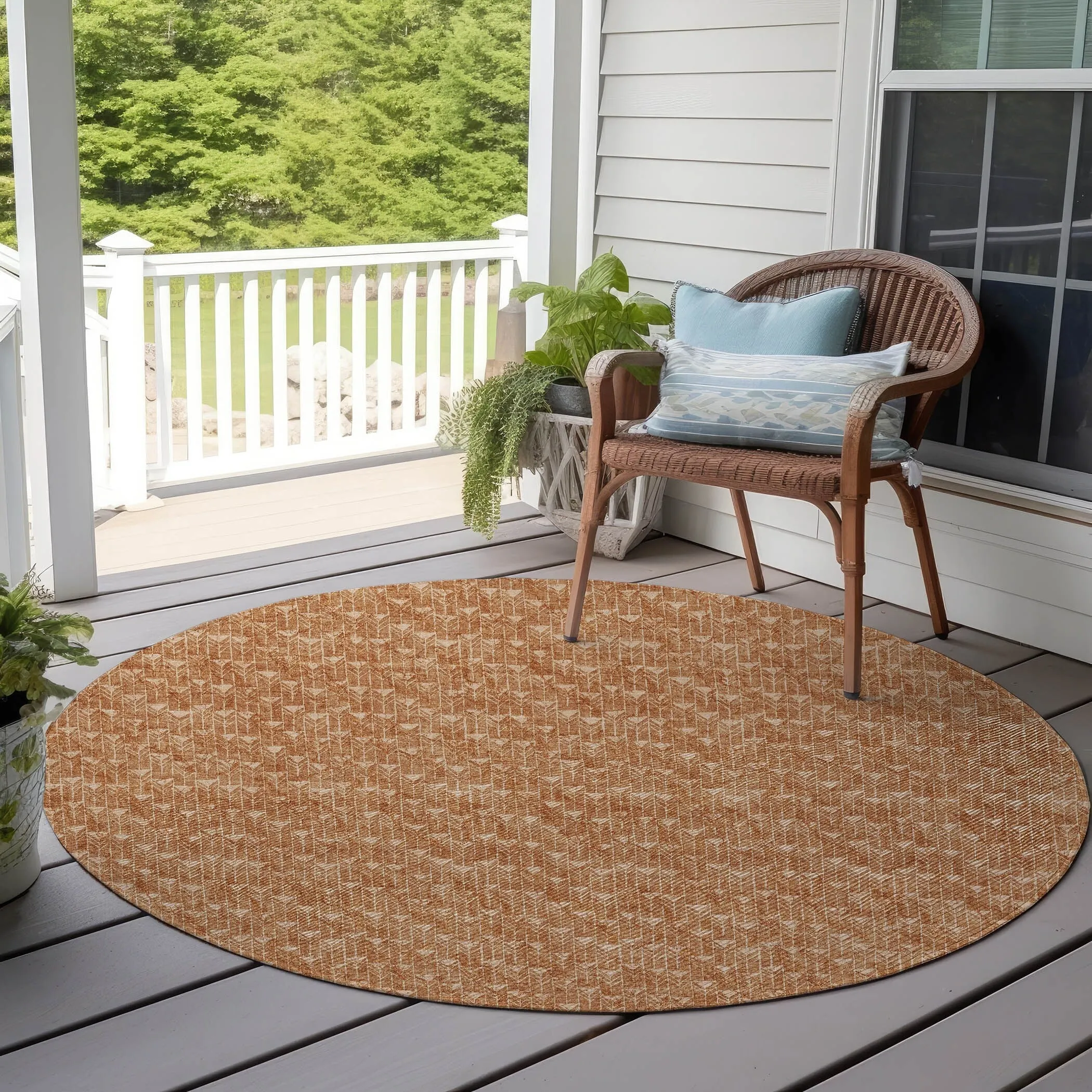Machine Washable Indoor/ Outdoor Arrows Chantille Rug