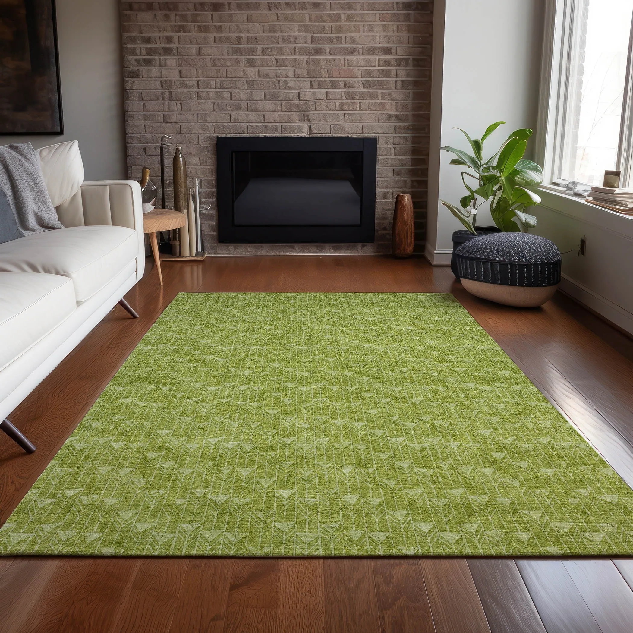 Machine Washable Indoor/ Outdoor Arrows Chantille Rug