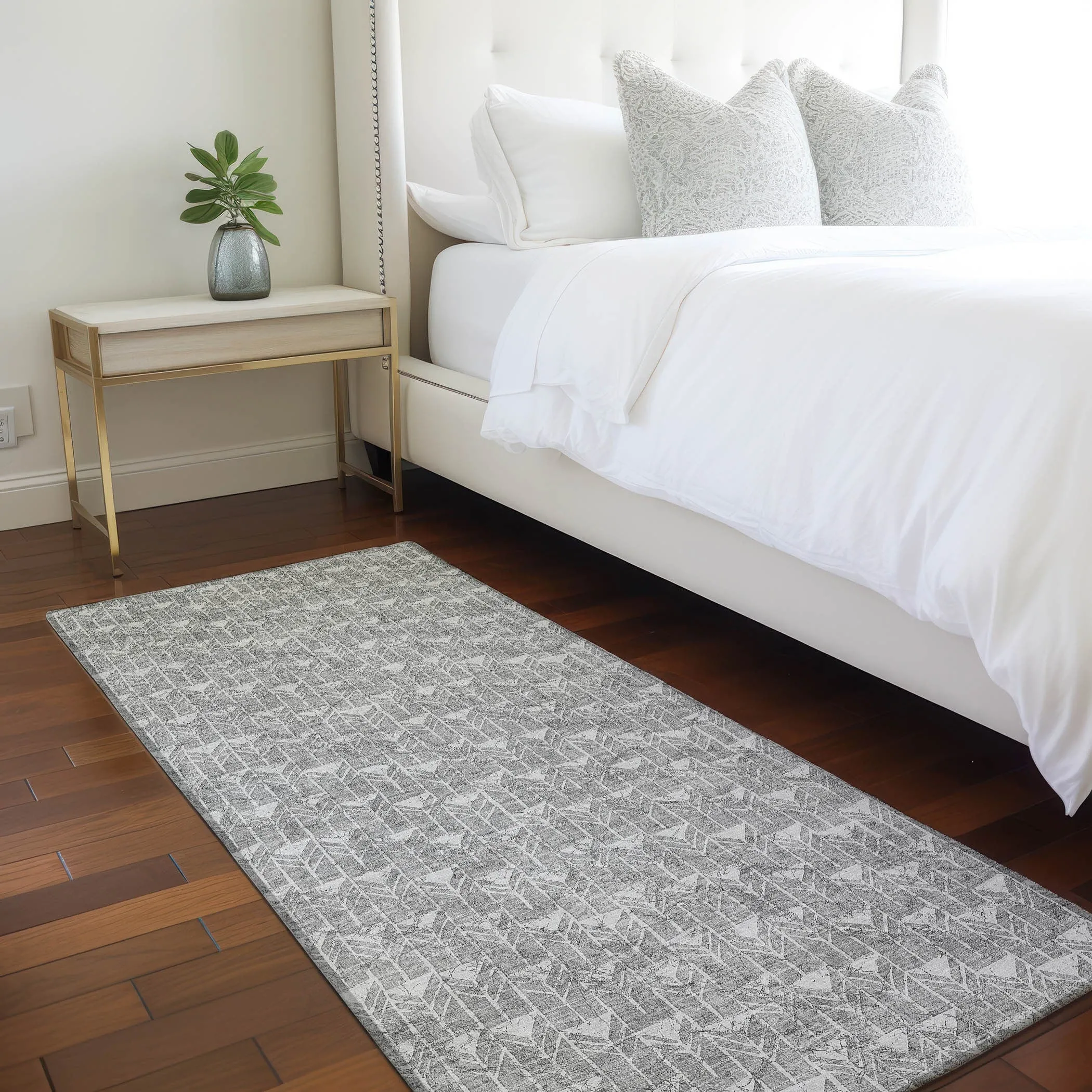 Machine Washable Indoor/ Outdoor Arrows Chantille Rug