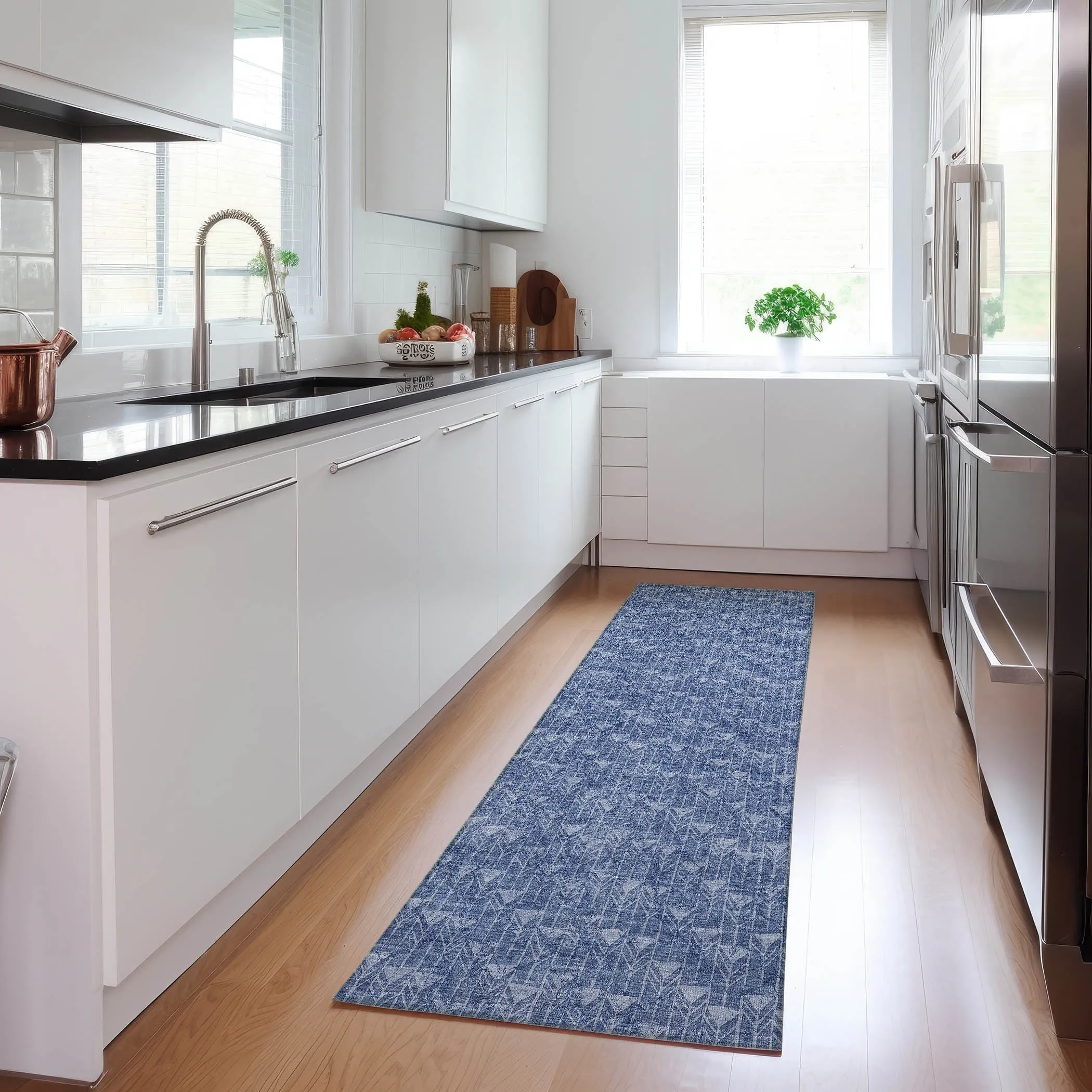 Machine Washable Indoor/ Outdoor Arrows Chantille Rug