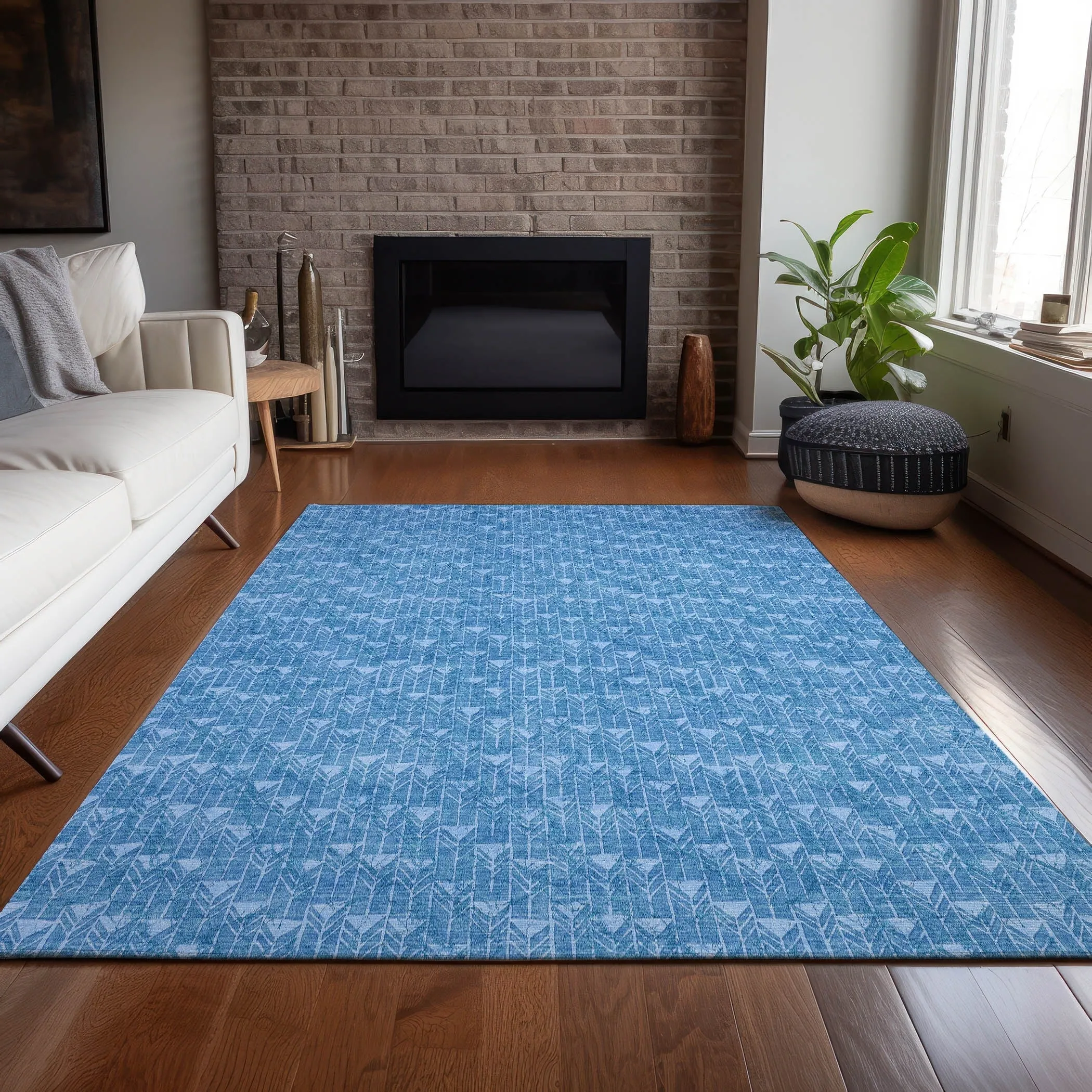 Machine Washable Indoor/ Outdoor Arrows Chantille Rug
