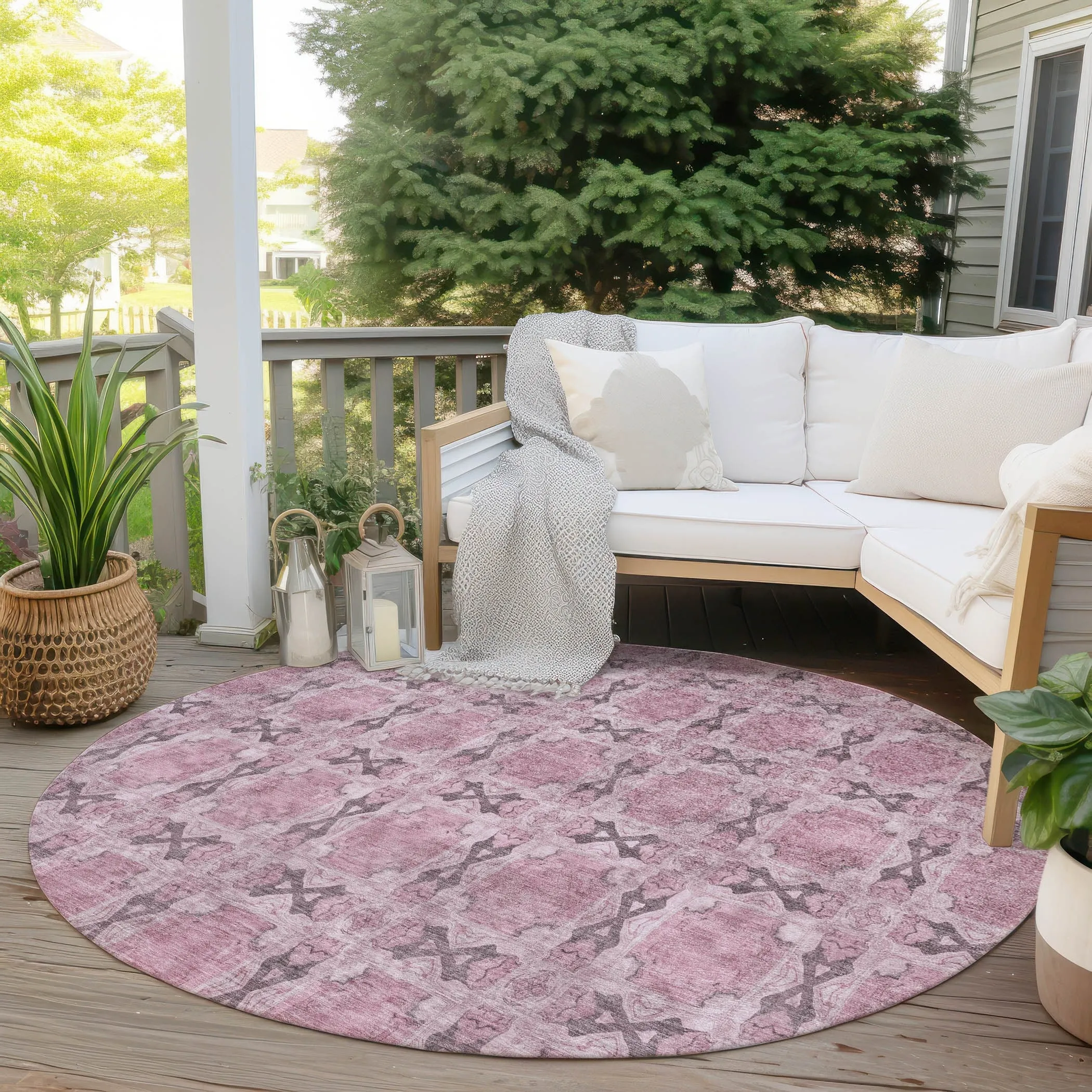 Machine Washable Indoor/ Outdoor Boho Medallions Chantille Rug