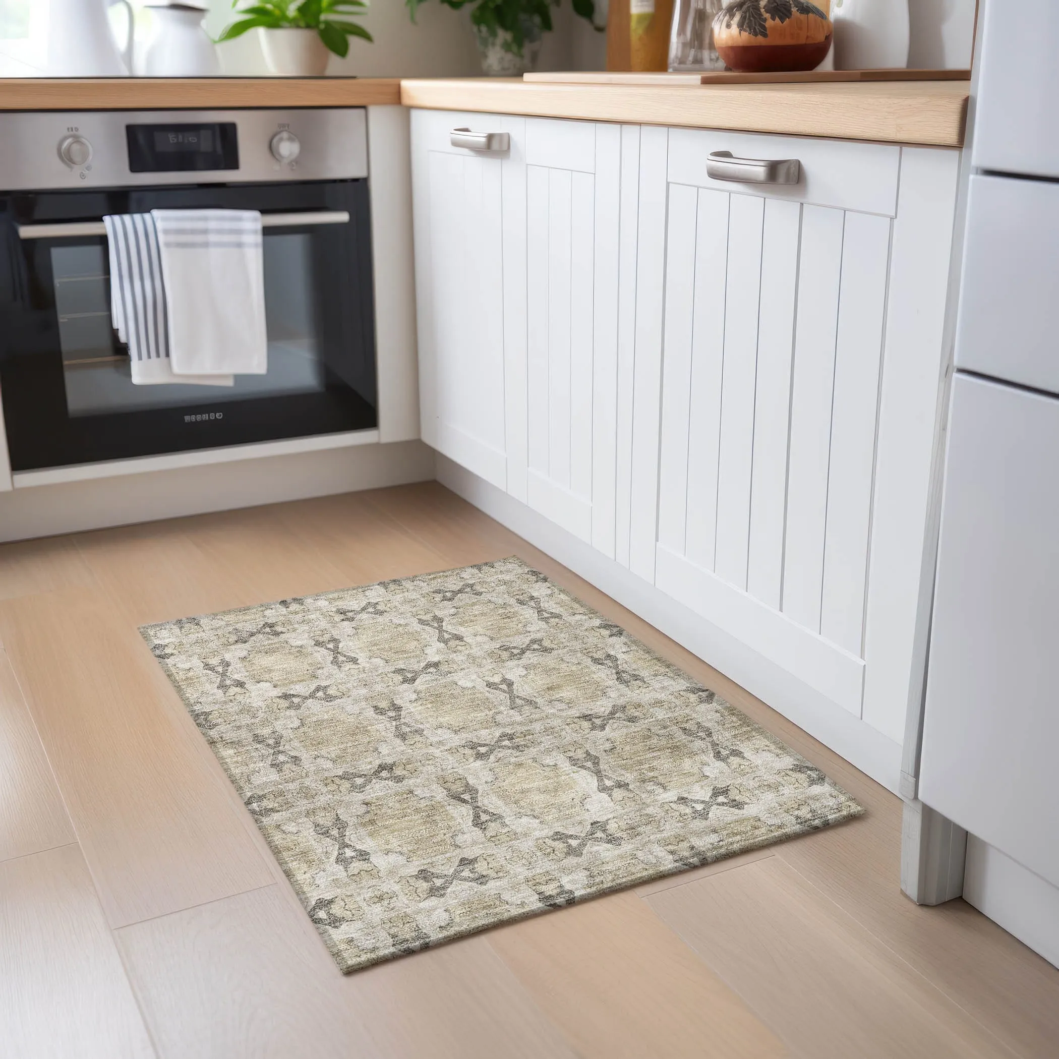 Machine Washable Indoor/ Outdoor Boho Medallions Chantille Rug