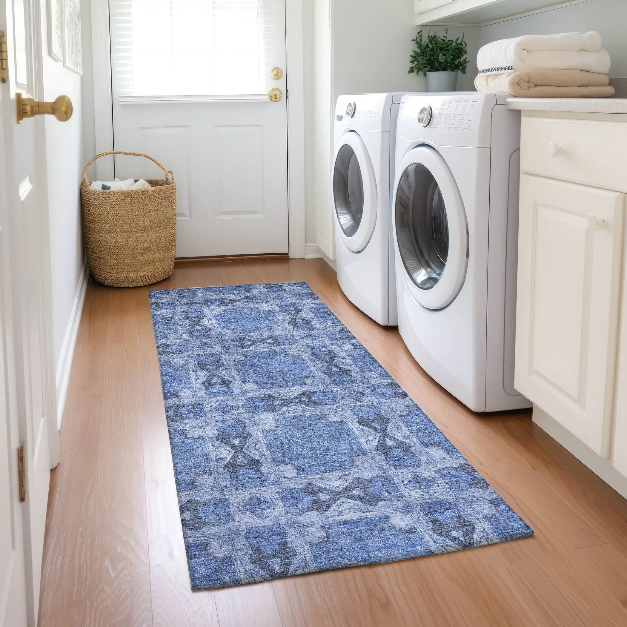 Machine Washable Indoor/ Outdoor Boho Medallions Chantille Rug