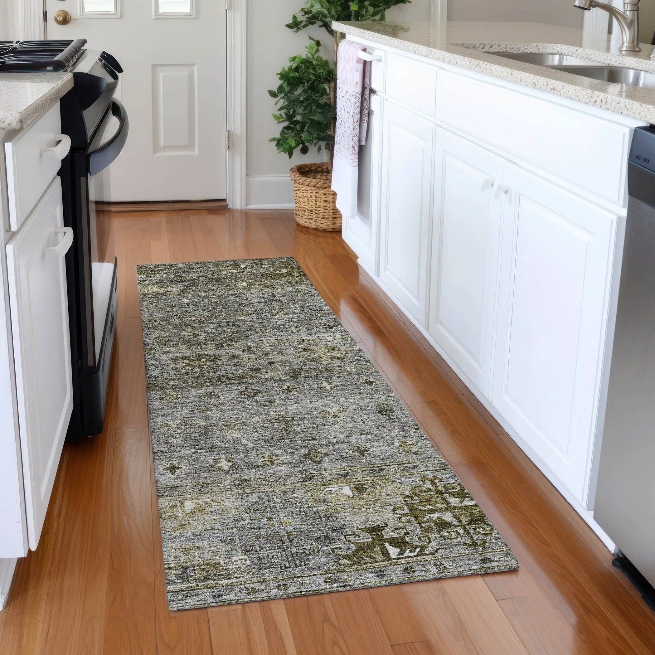Machine Washable Indoor/ Outdoor Boho Moroccan Chantille Rug