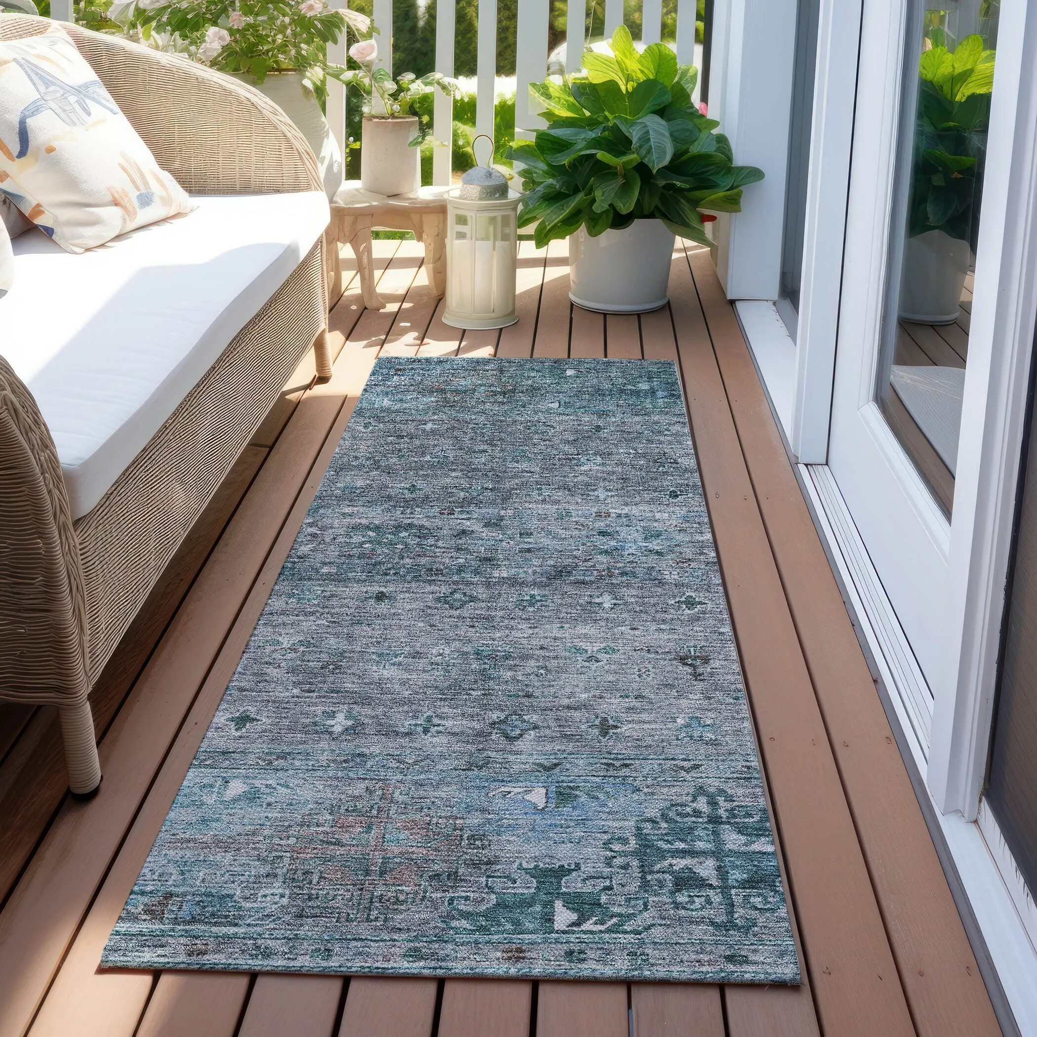 Machine Washable Indoor/ Outdoor Boho Moroccan Chantille Rug