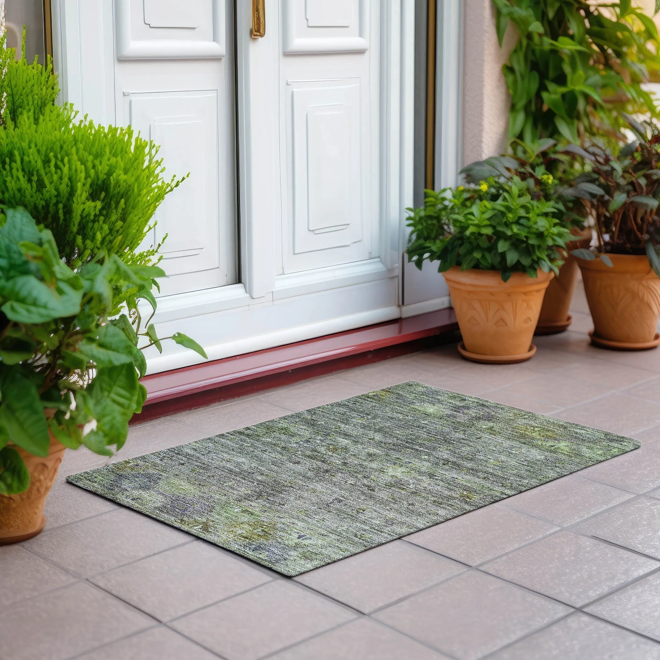 Machine Washable Indoor/ Outdoor Boho Moroccan Chantille Rug