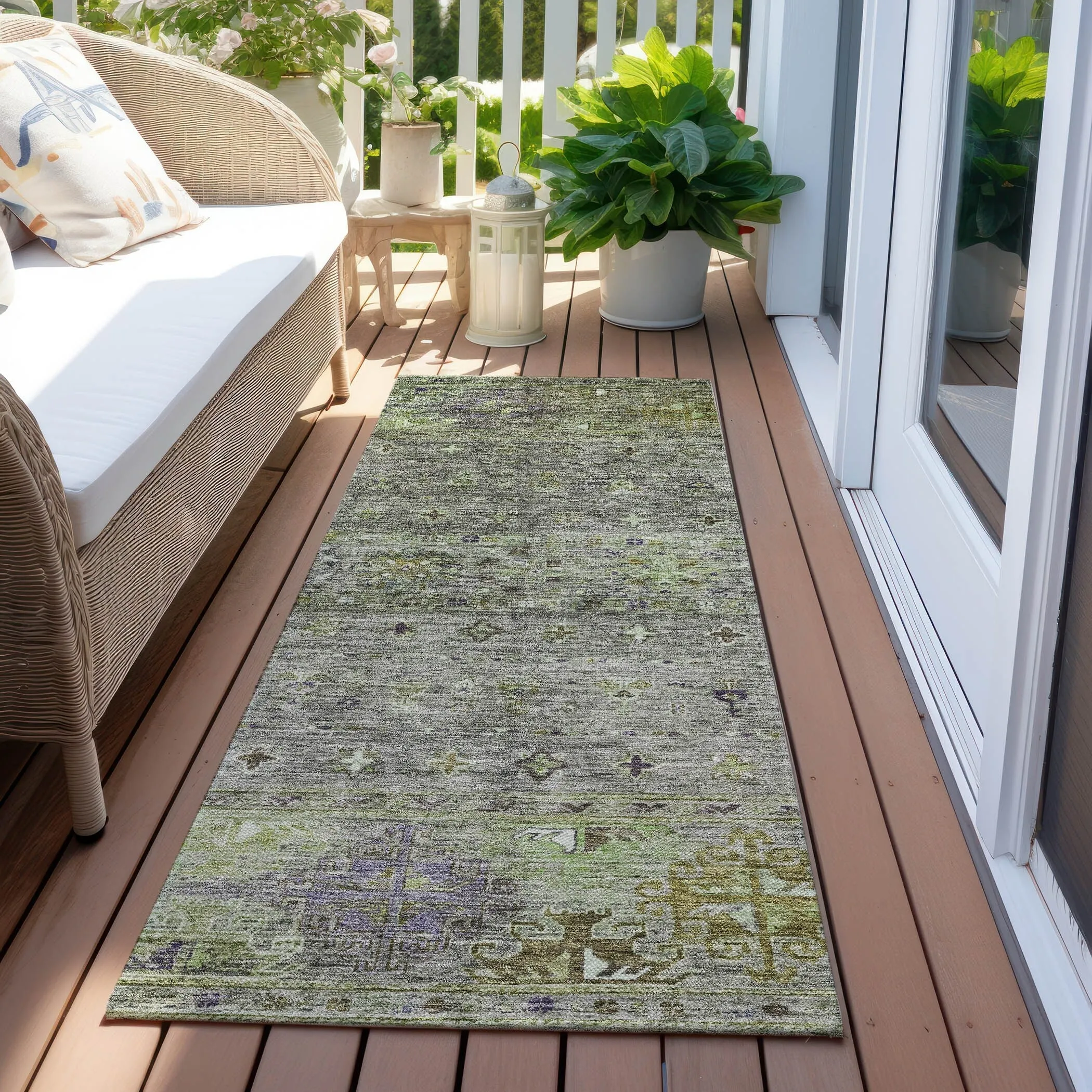 Machine Washable Indoor/ Outdoor Boho Moroccan Chantille Rug