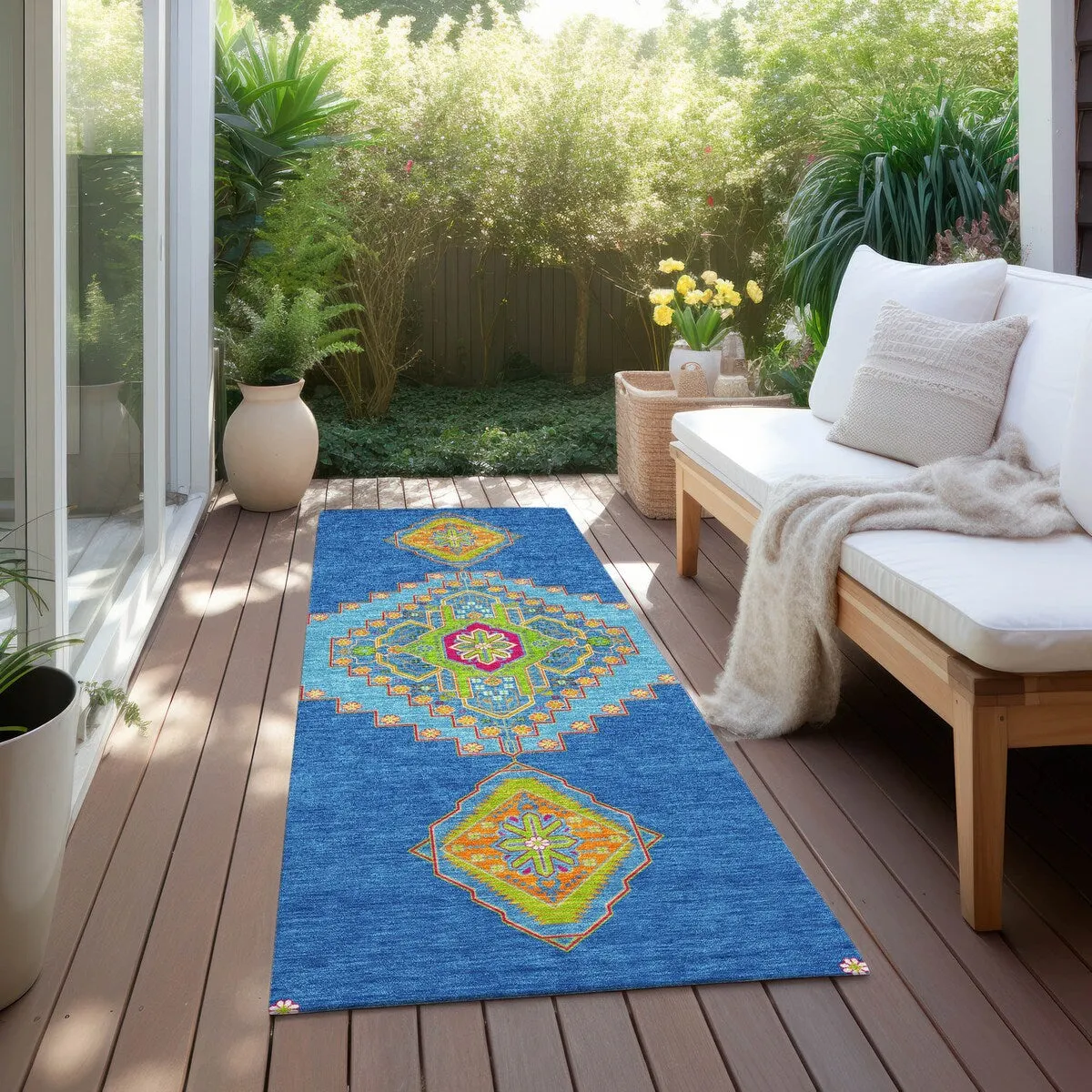 Machine Washable Indoor/ Outdoor Boho Traditional Chantille Rug